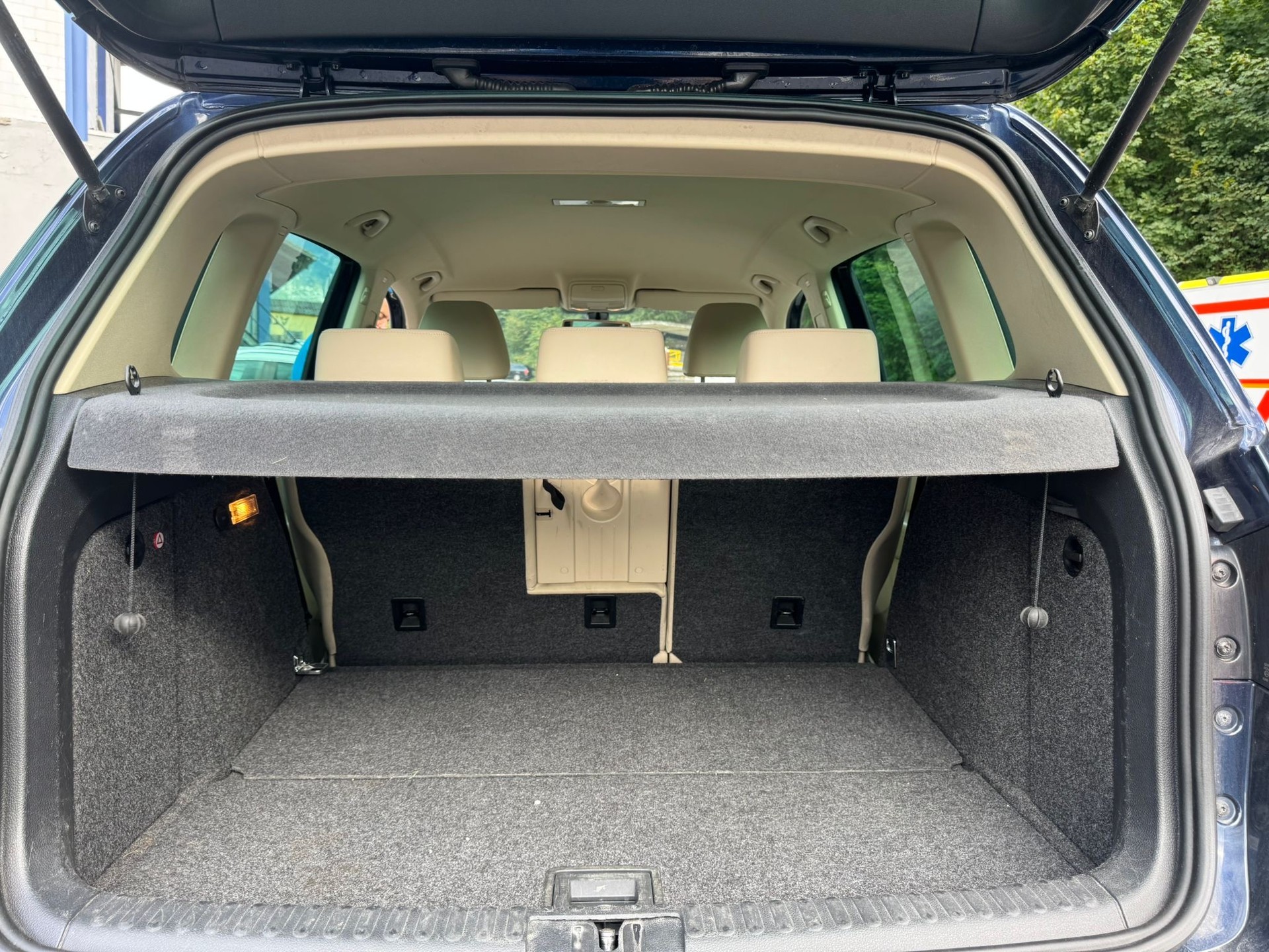 VW Tiguan 2.0 TSI Sport&Style DSG-image-13