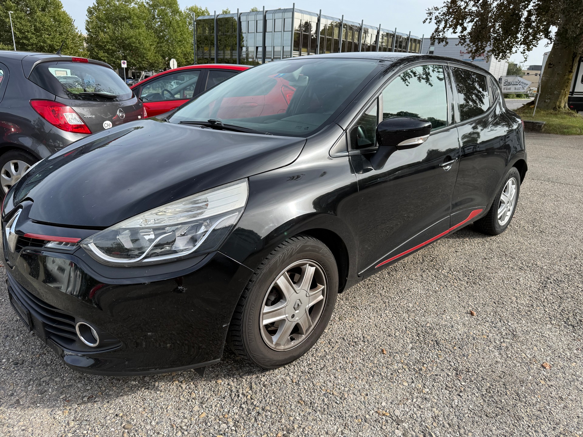 RENAULT Clio 0.9 12V Dynamique-image-5