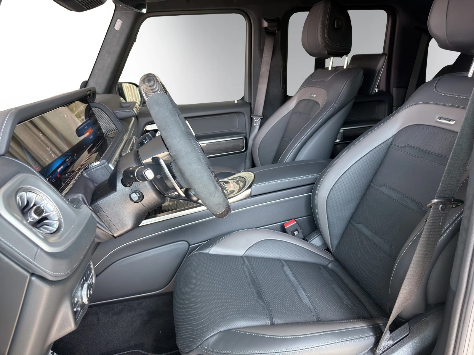 MERCEDES-BENZ G 63 AMG 9G-Tronic-image-7