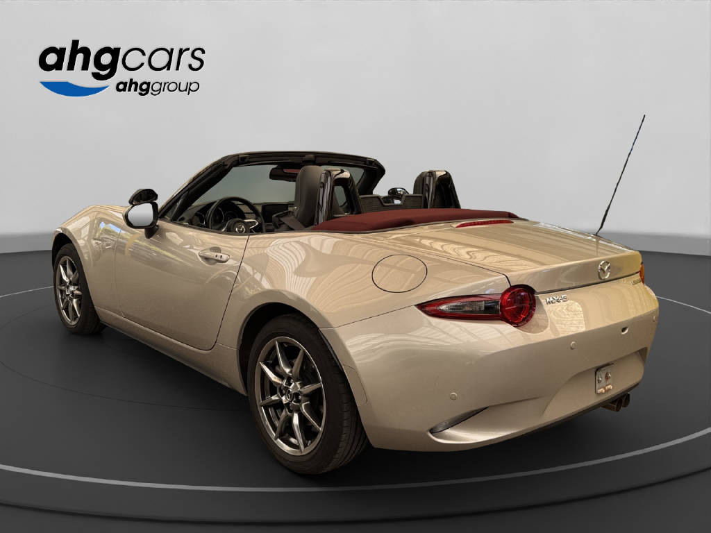 MAZDA MX-5 1.5 Revolution-showroom-element-2