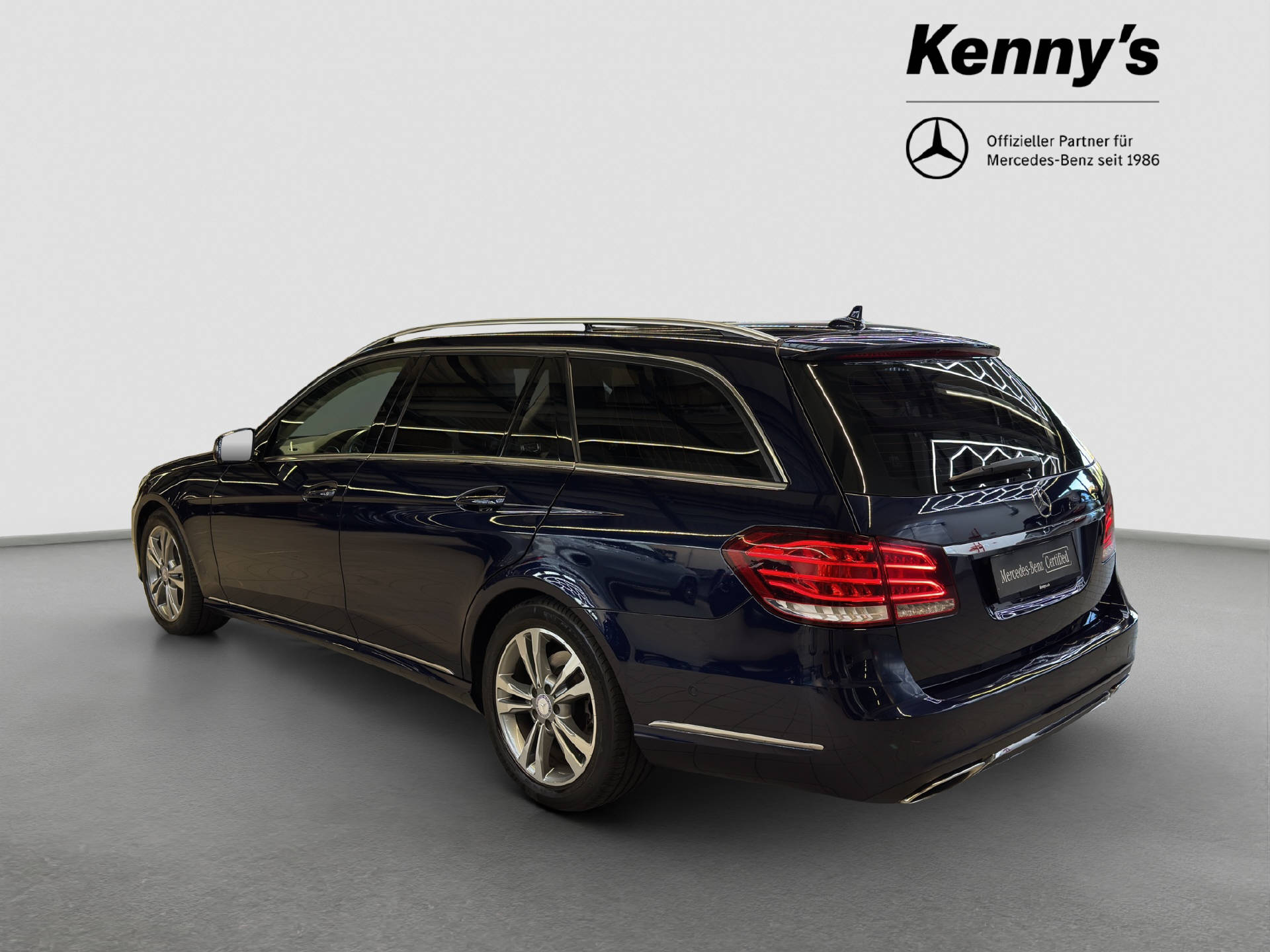 MERCEDES-BENZ E 400 V6 Avantgarde Kombi-showroom-element-3