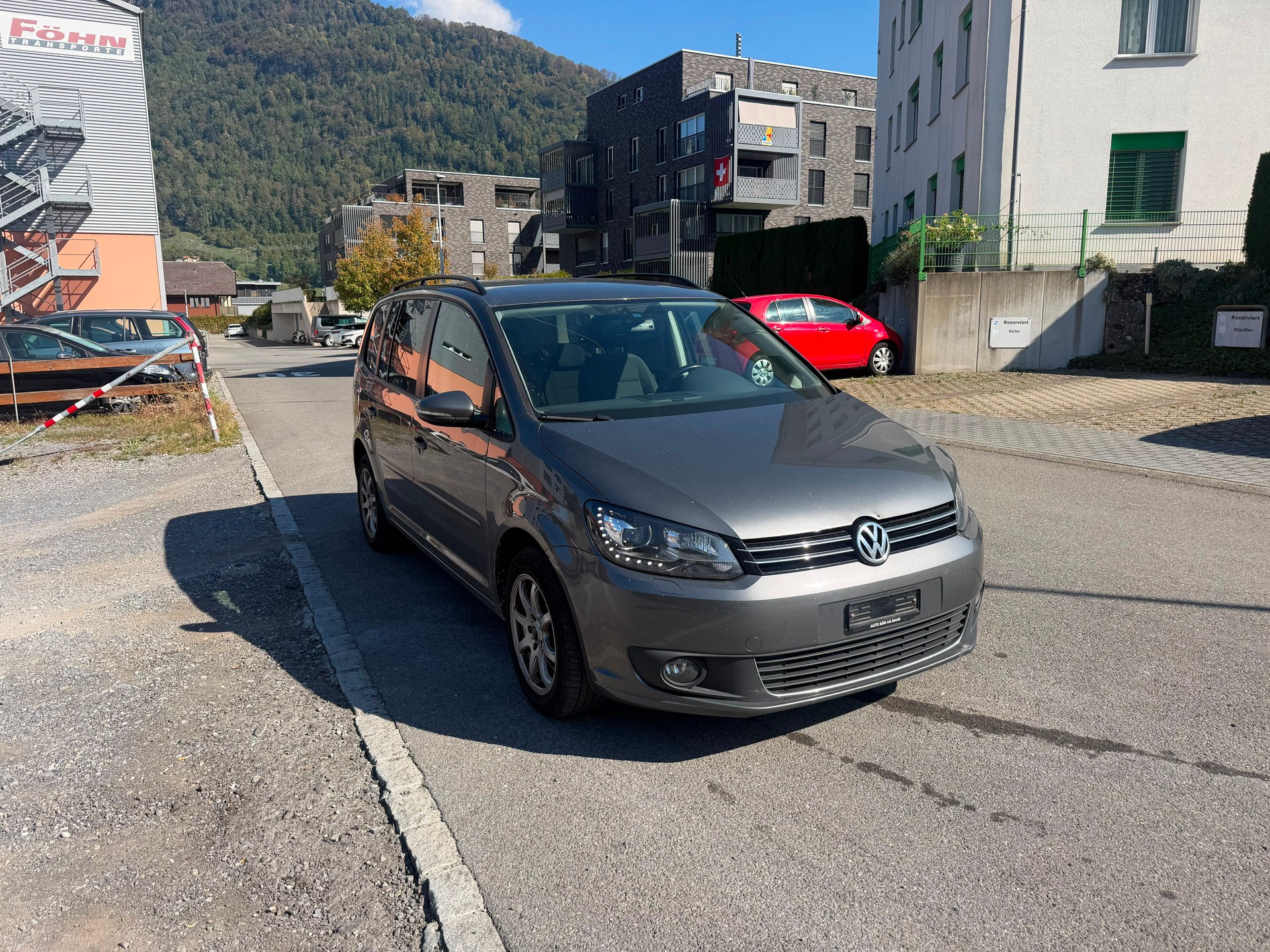 VW Touran 2.0 TDI BlueMotion Technology Design DSG