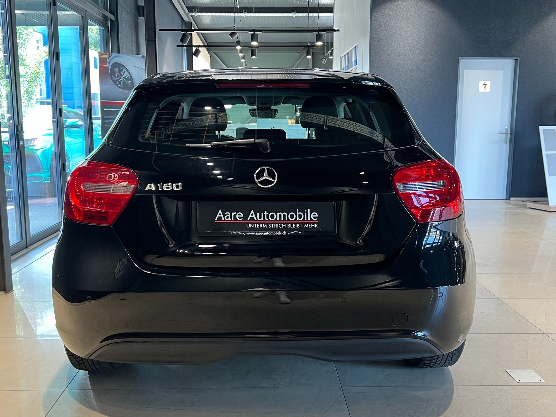 MERCEDES-BENZ A 180 7G-DCT-image-5