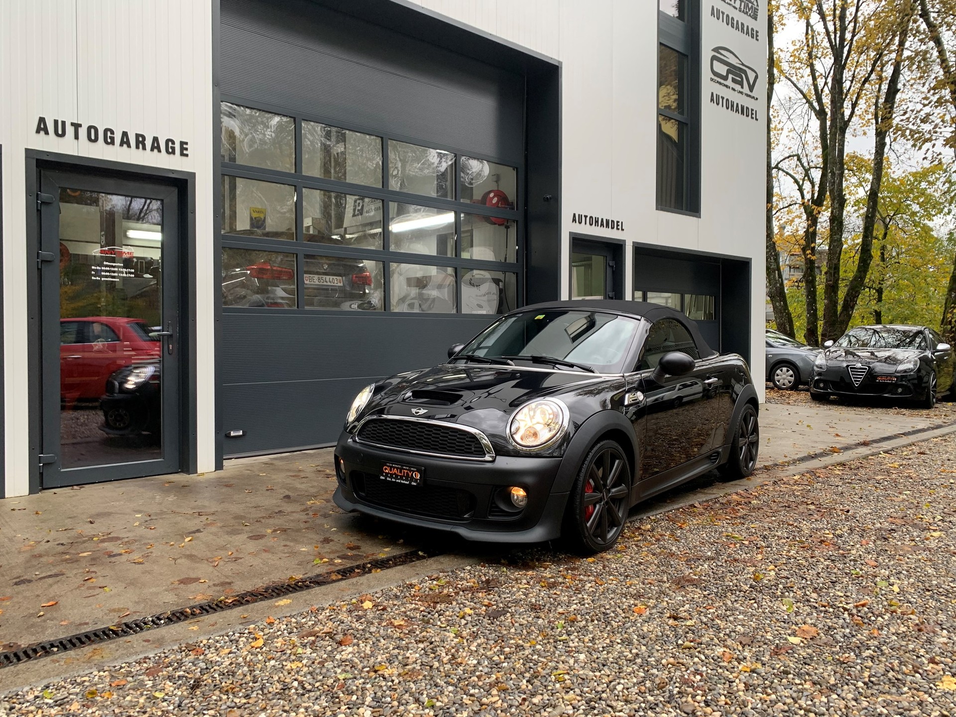 MINI Cooper John Cooper Works Roadster-image-2