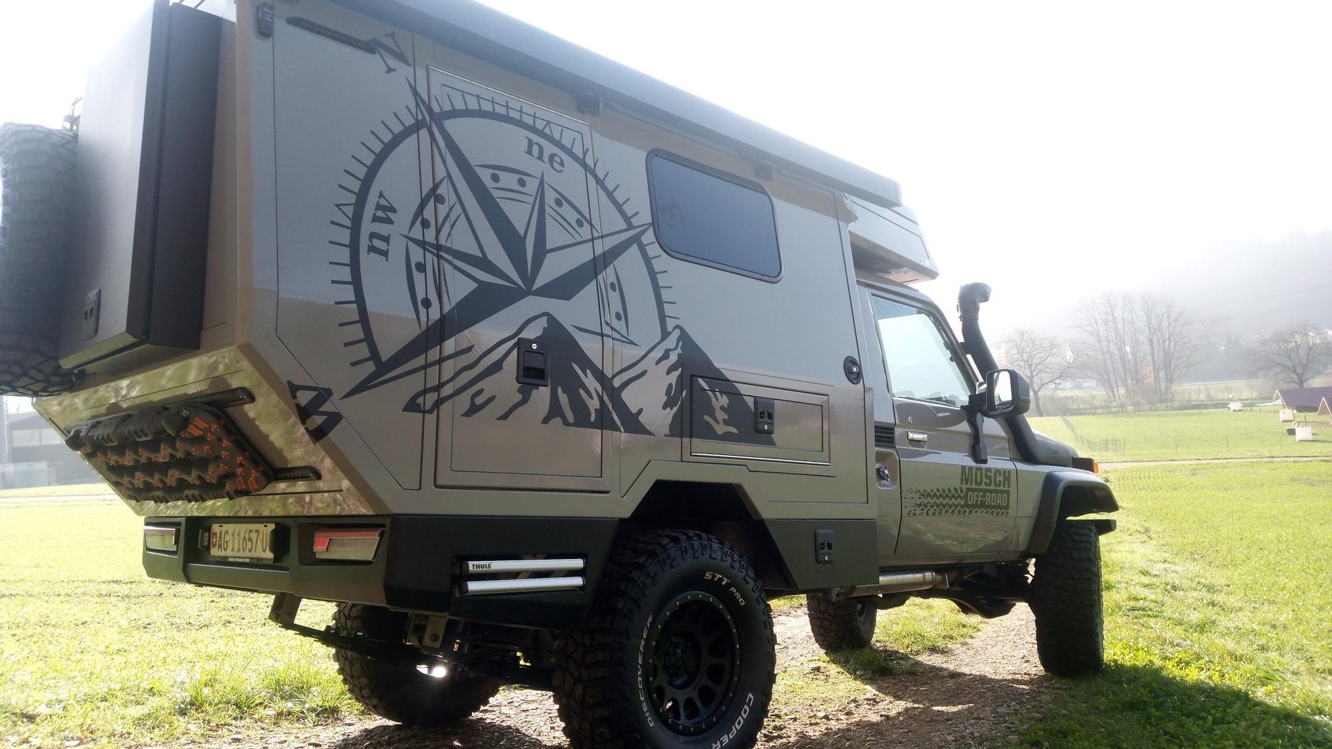 TOYOTA HZJ79-image-2