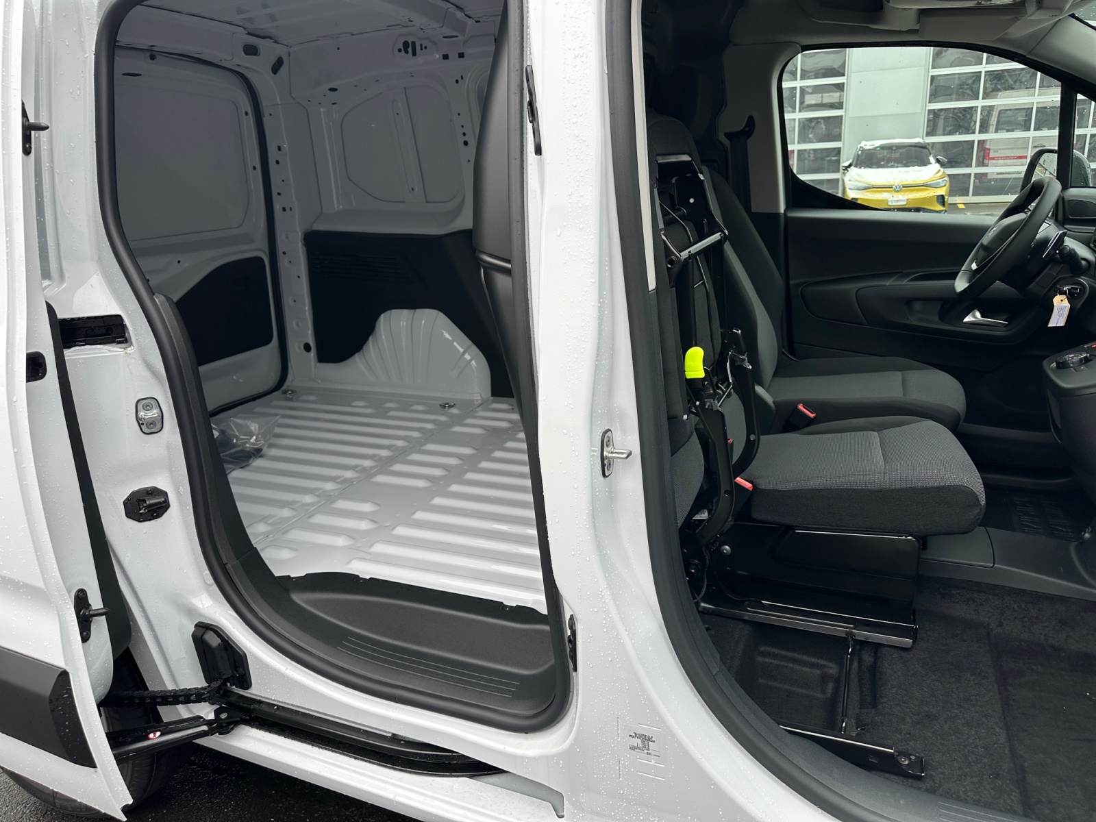 PEUGEOT Partner 1.5 Blue HDi s/s Premium 1000kg EAT8-image-13