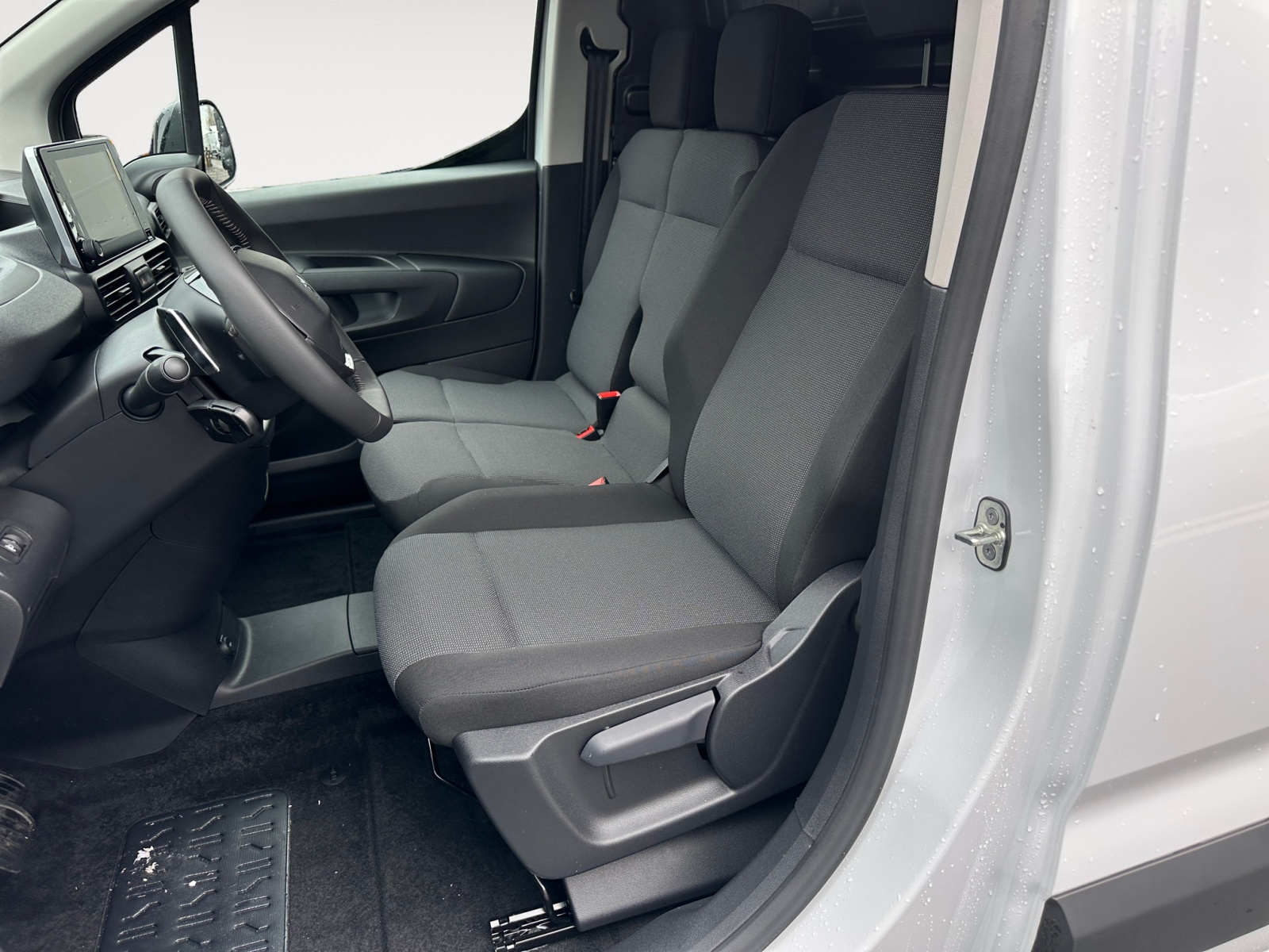 PEUGEOT Partner 1.5 Blue HDi s/s Premium 1000kg EAT8-image-5