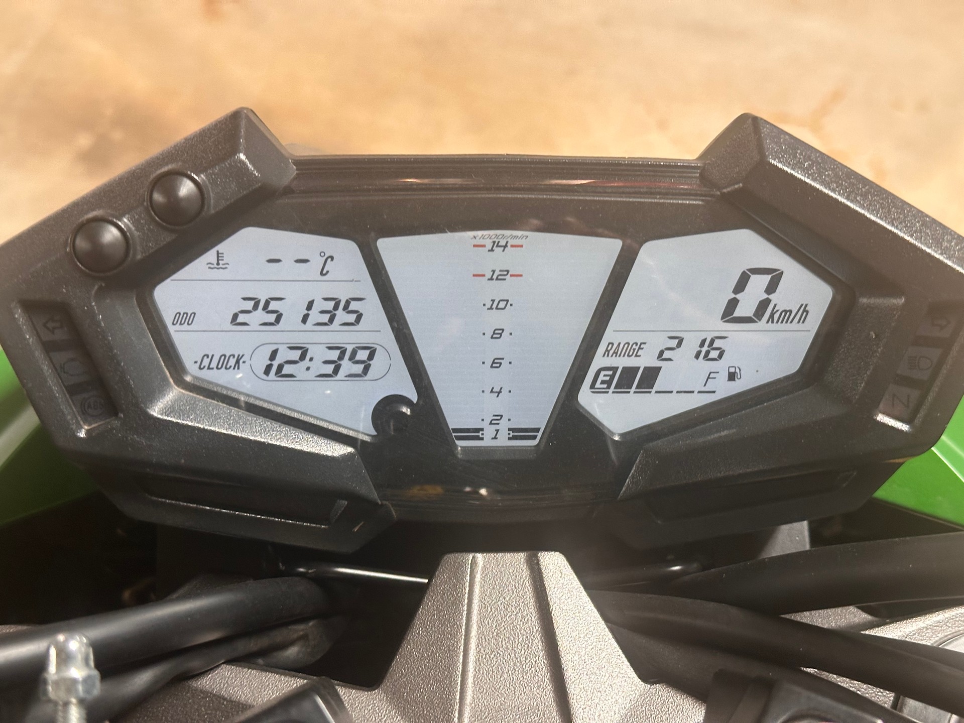 KAWASAKI Z 800 ABS-image-4