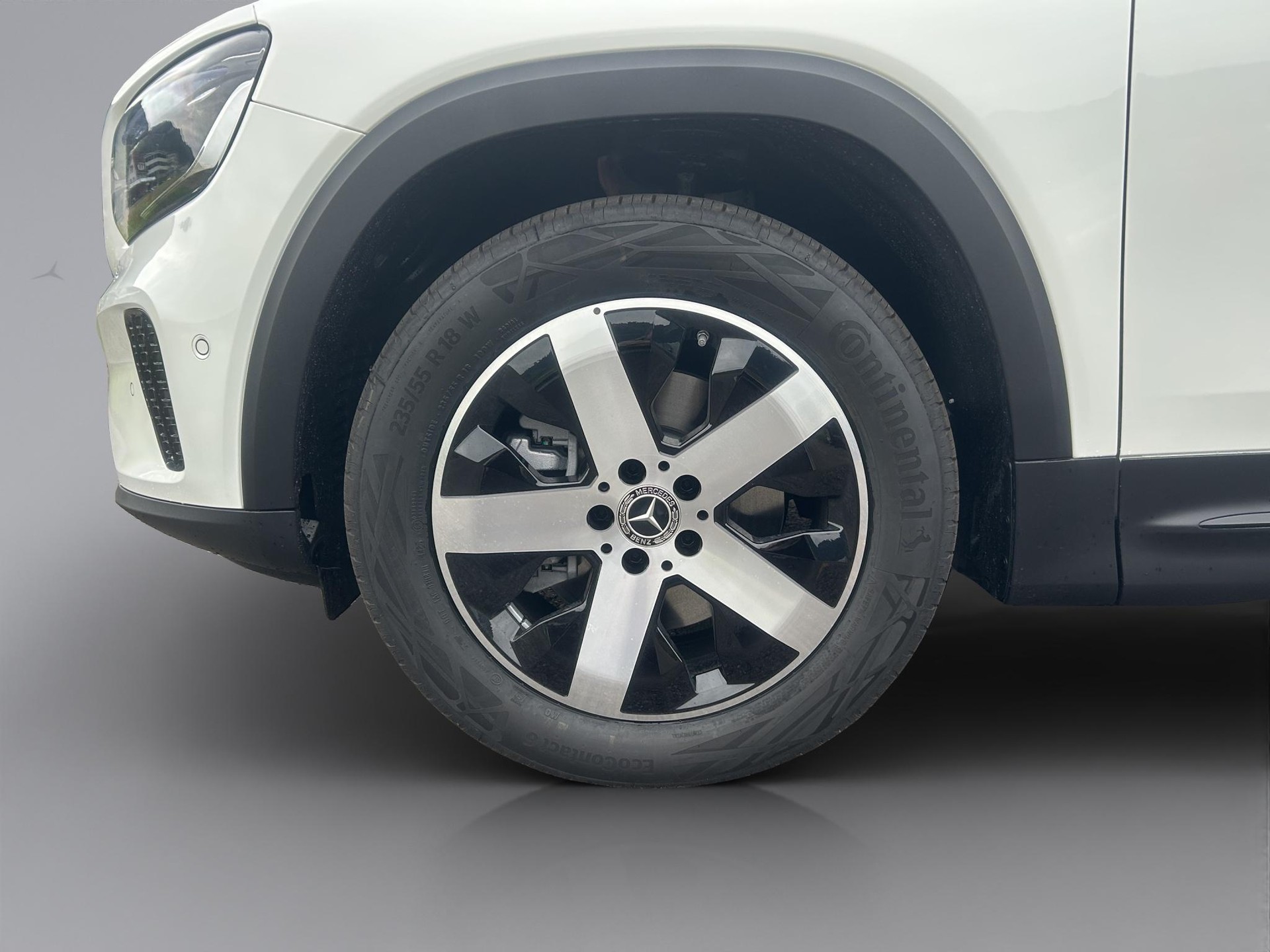 MERCEDES-BENZ GLB 250 Progressive 4matic-image-19