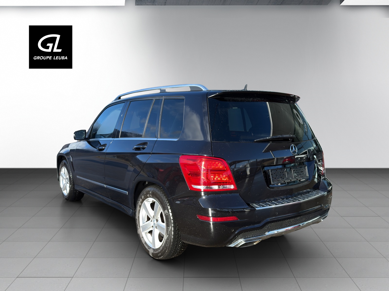 MERCEDES-BENZ GLK 220 BlueTEC 4Matic-showroom-element-1