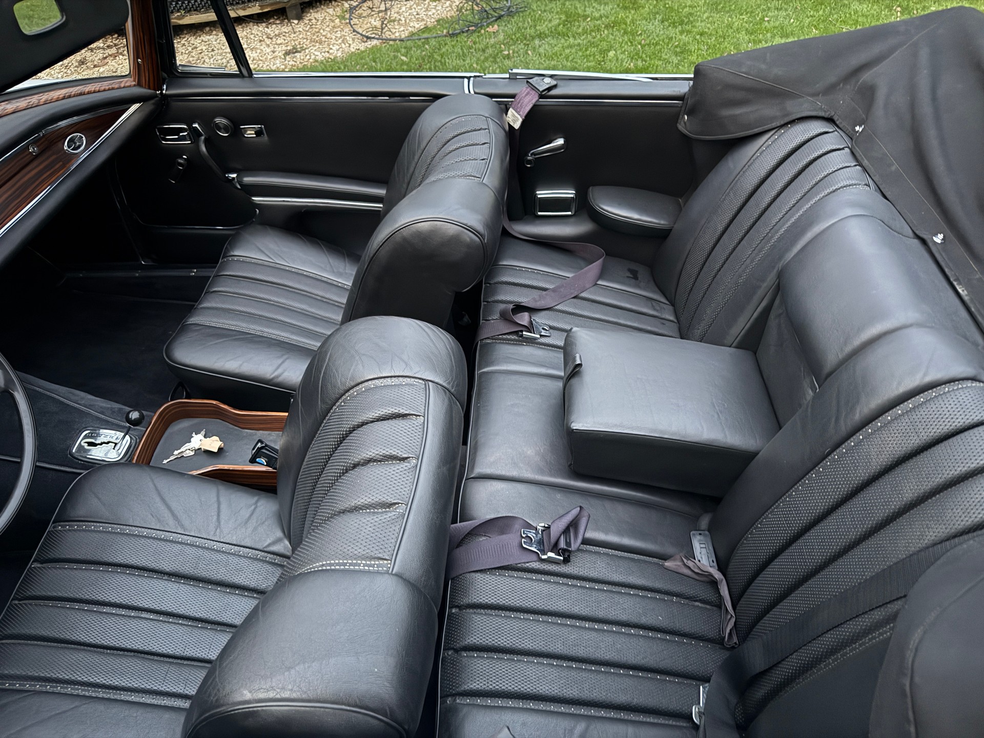 MERCEDES-BENZ 280 SE-image-5