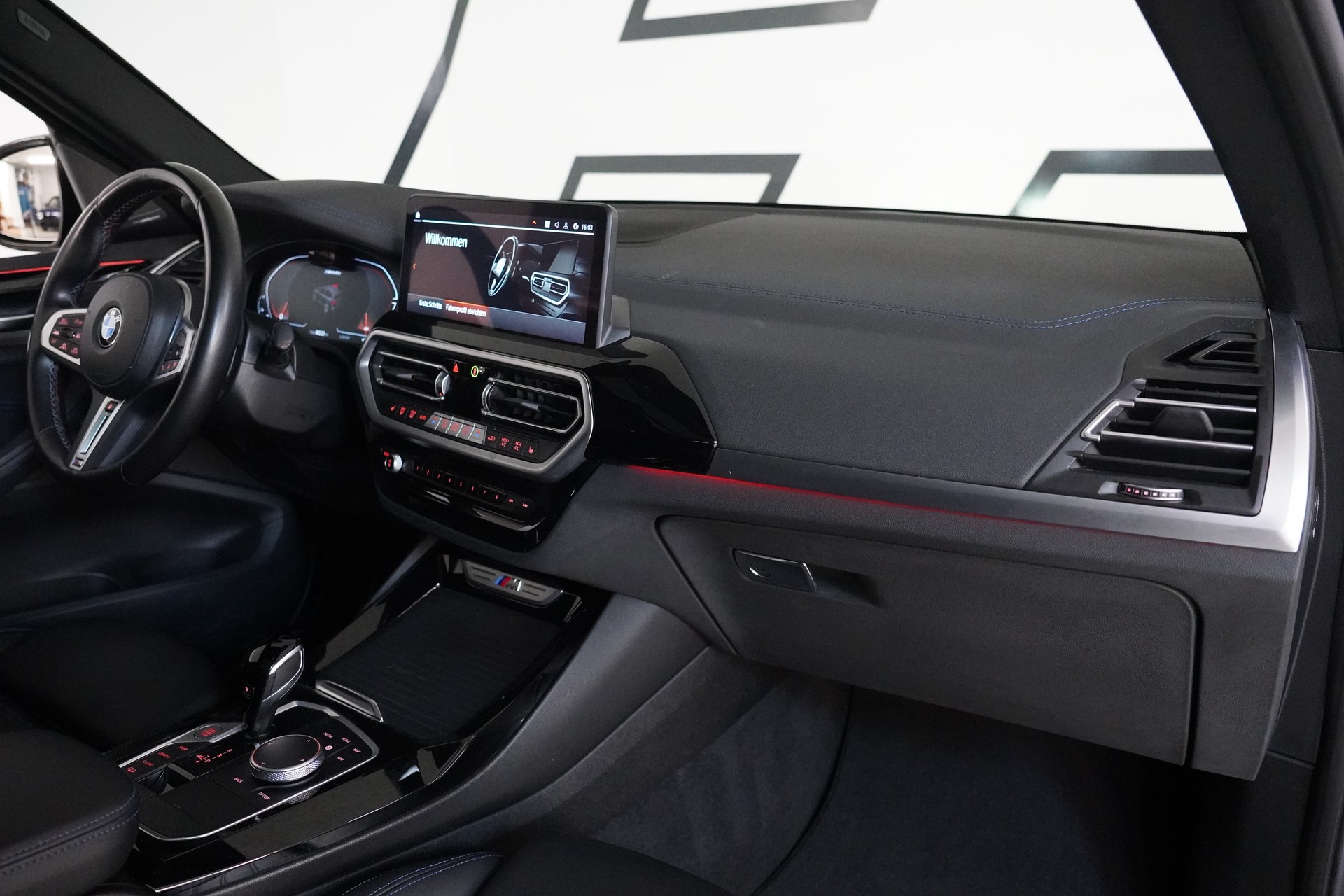 BMW X3 M40i Travel-image-16