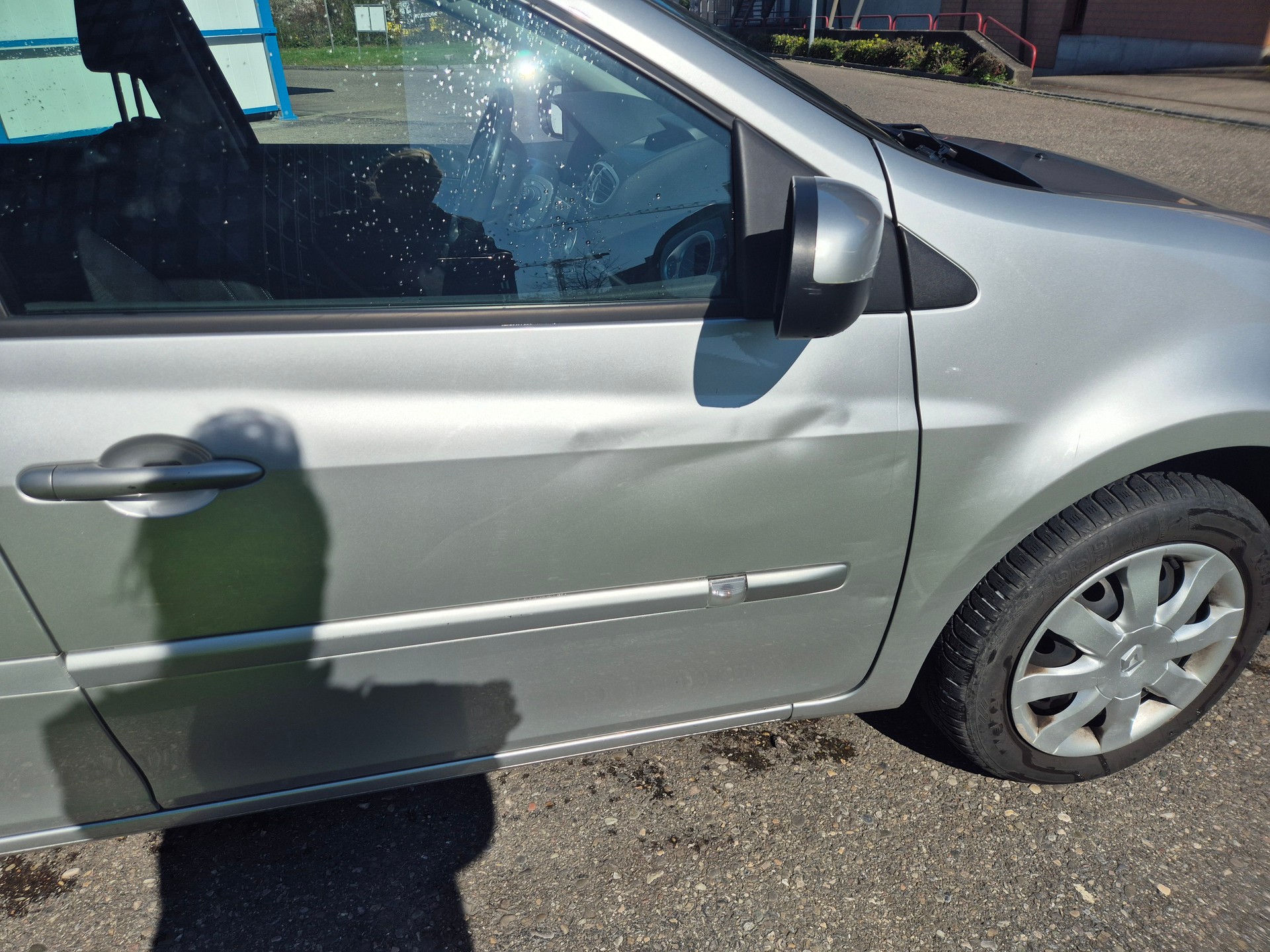 RENAULT Clio Grandtour 1.6 16V Exception Automatic-image-10
