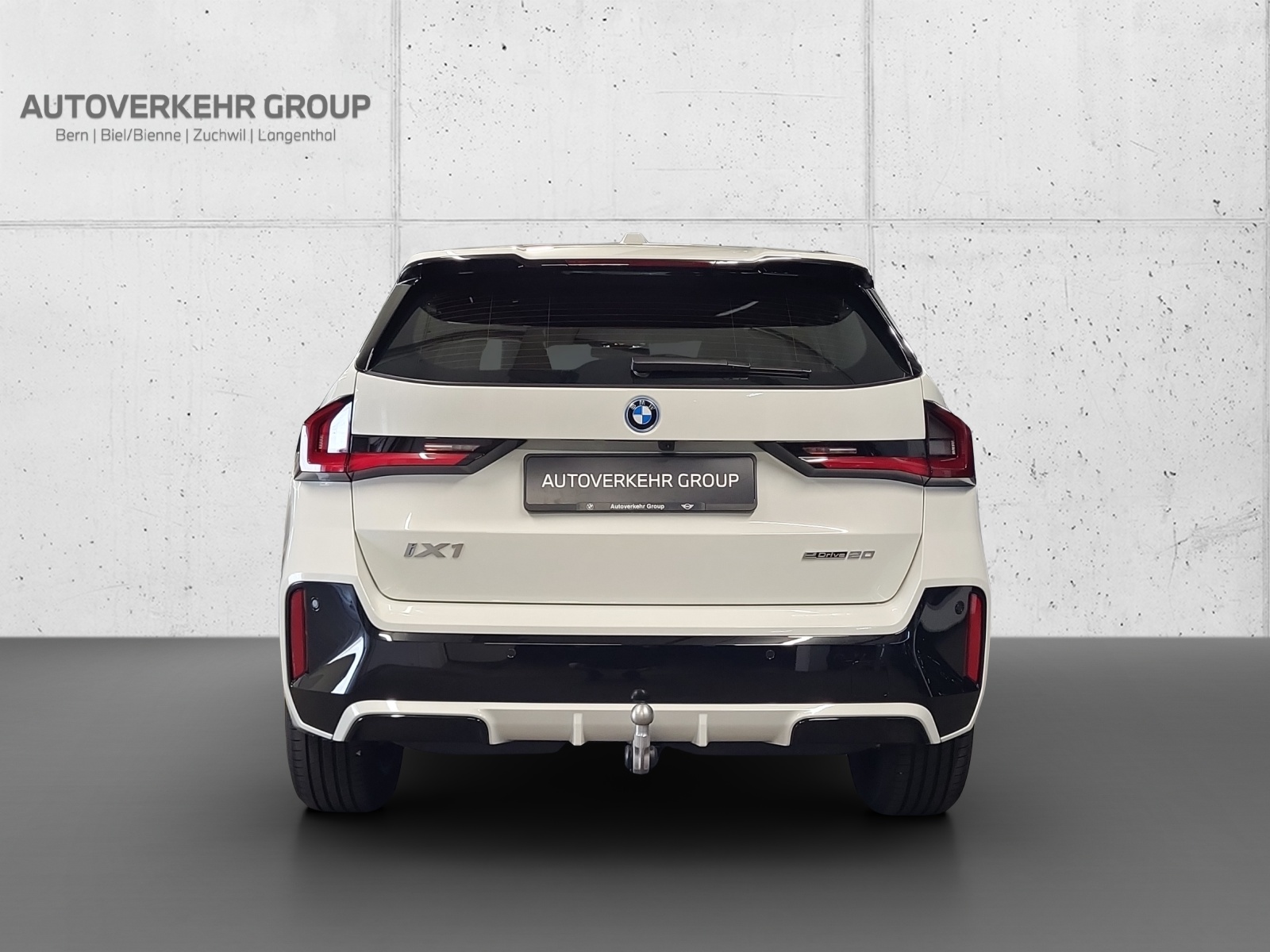 BMW iX1 eDrive 20 M Sport-image-5