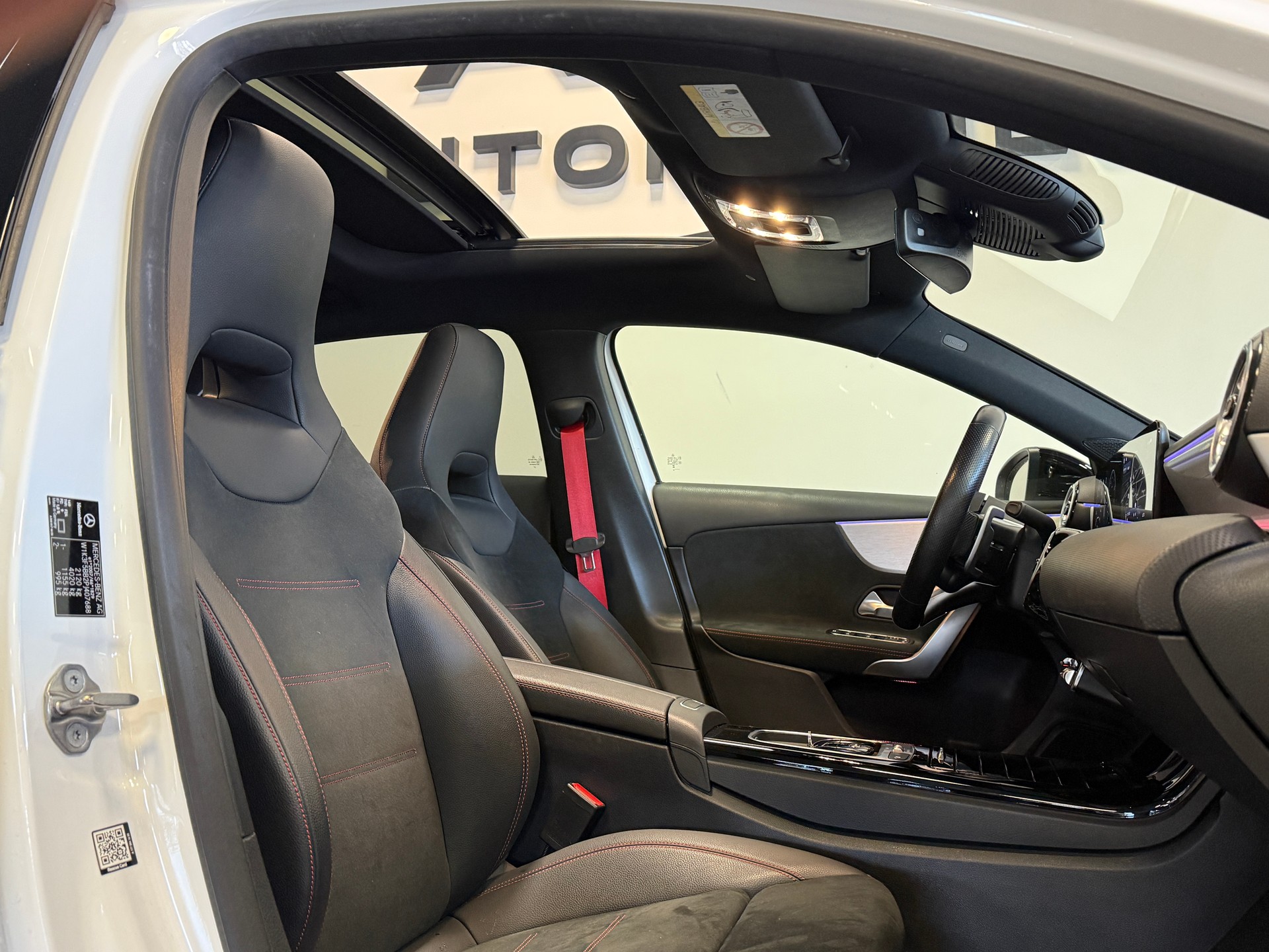 MERCEDES-BENZ A AMG 35 4Matic 8G-DCT *Facelift*-image-10