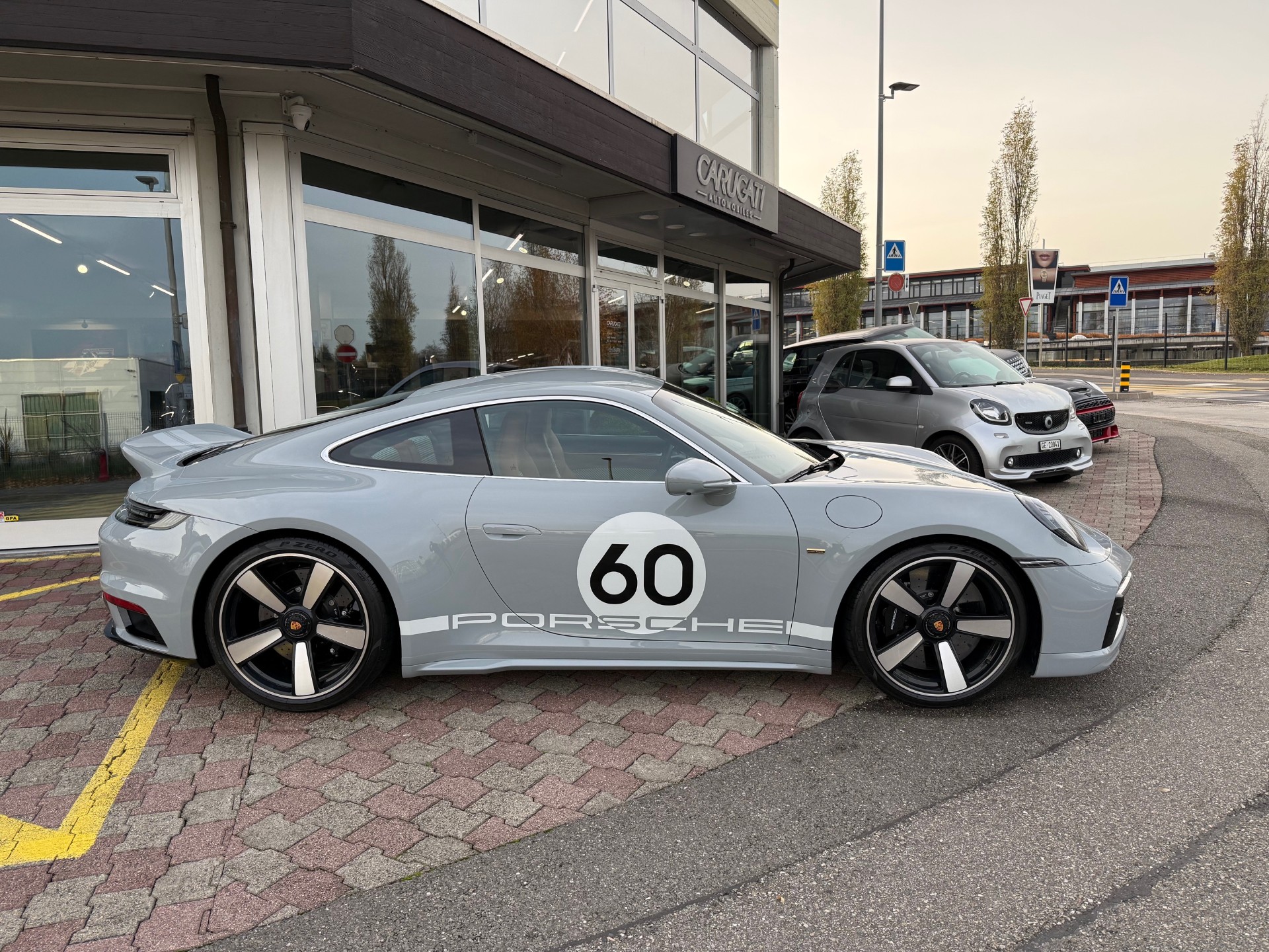 PORSCHE 911 Sport Classic PDK-showroom-element-3