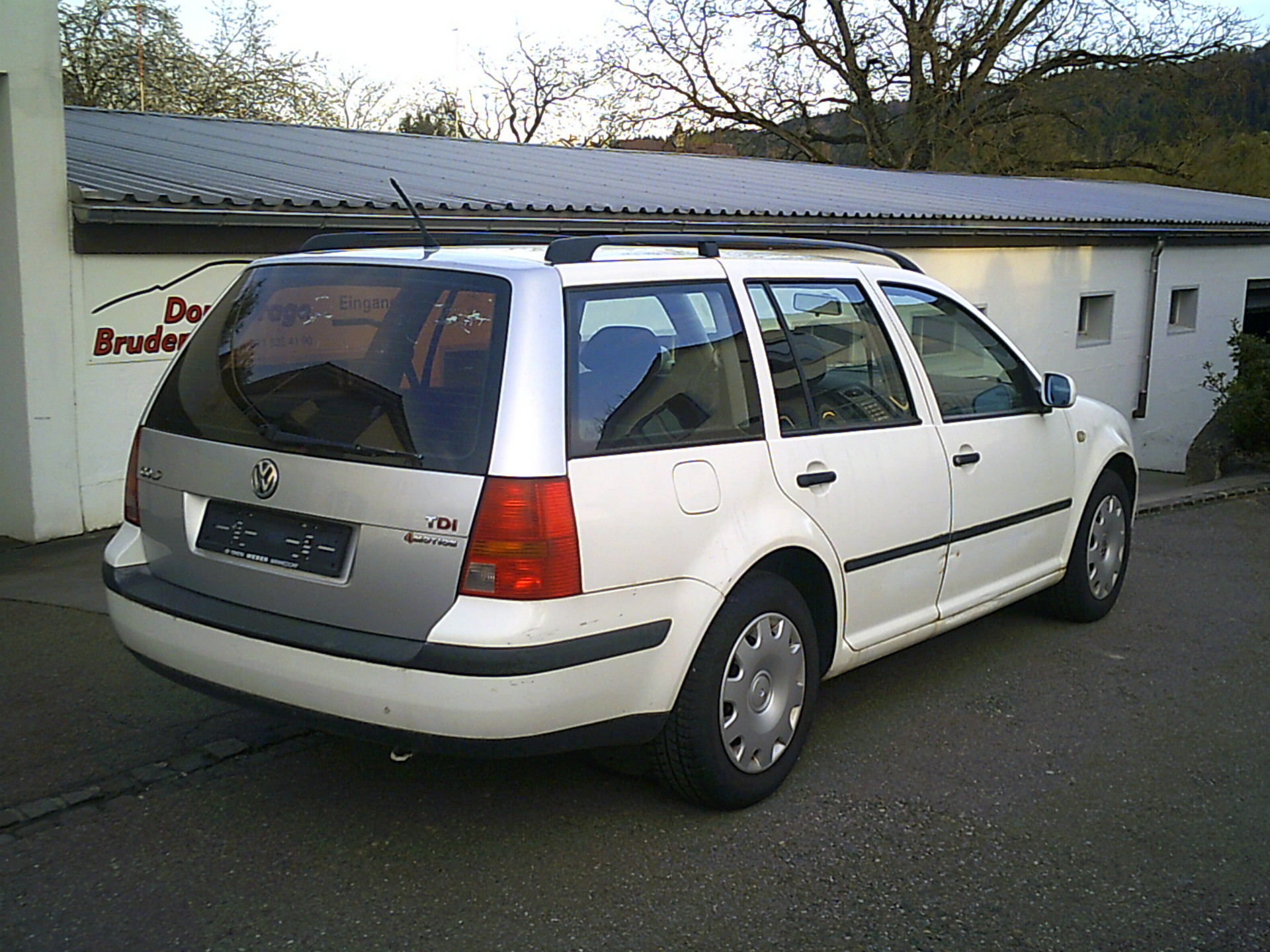 VW Golf Variant 1.6 Comfortline-image-2