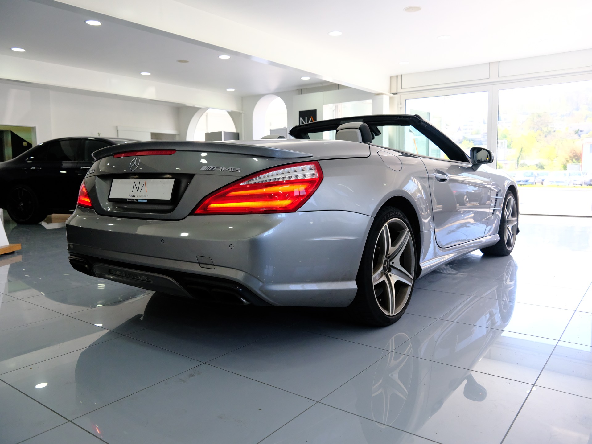 MERCEDES-BENZ SL 63 AMG Speedshift-image-6