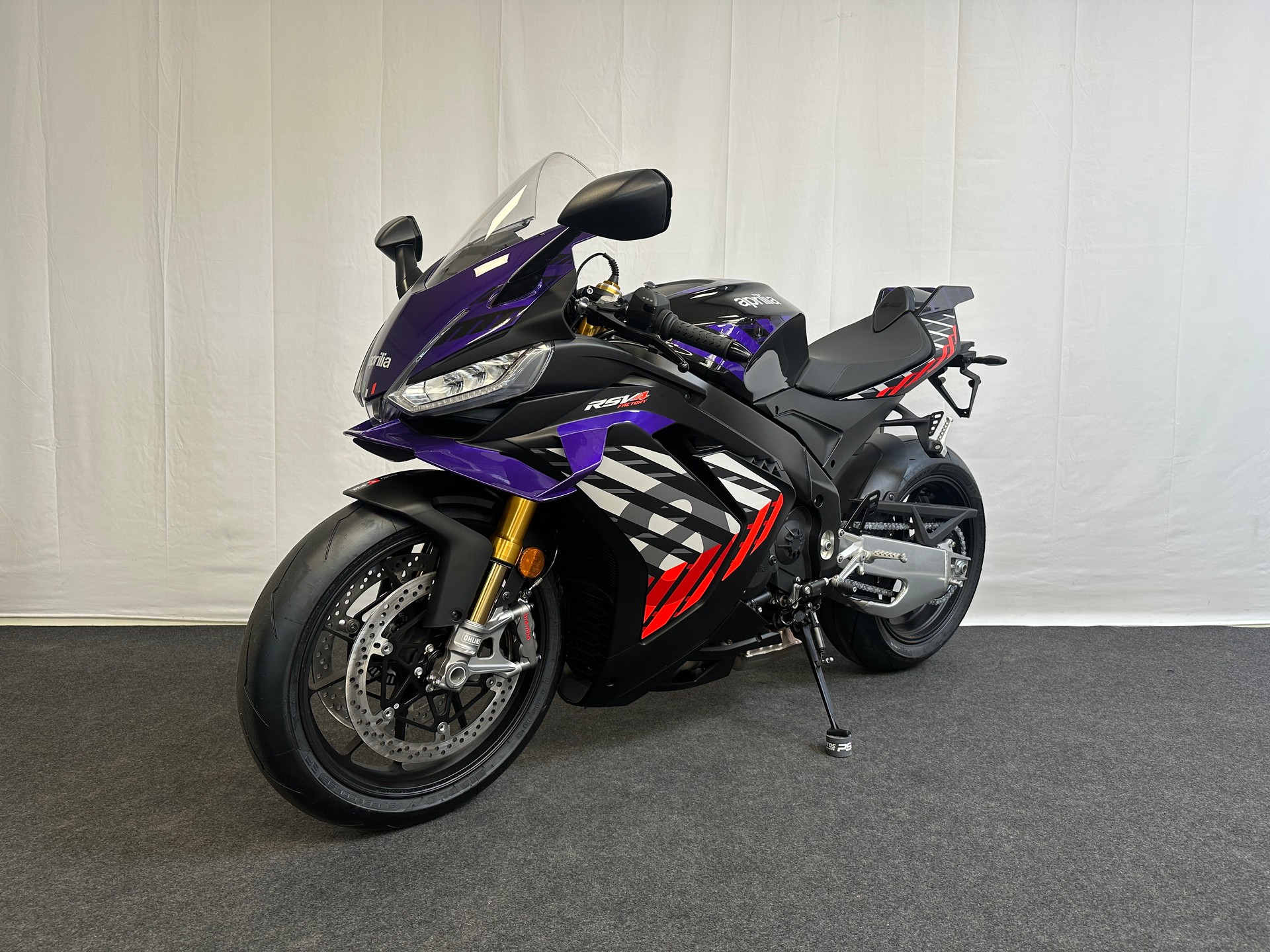 APRILIA RSV4 1100 E5+ Factory-image-3