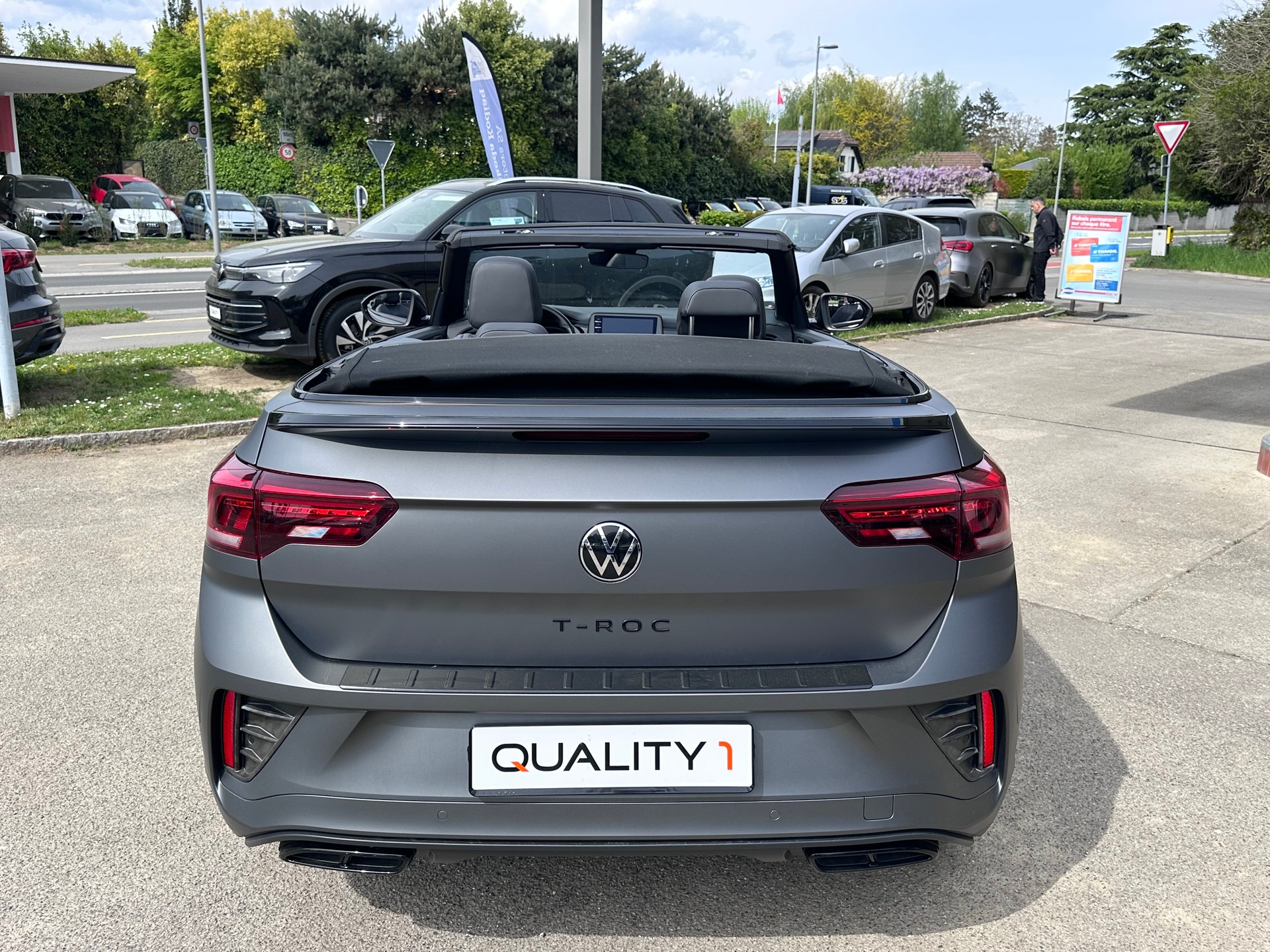 VW T-Roc Cabriolet 1.5 TSI EVO R-Line DSG-image-7