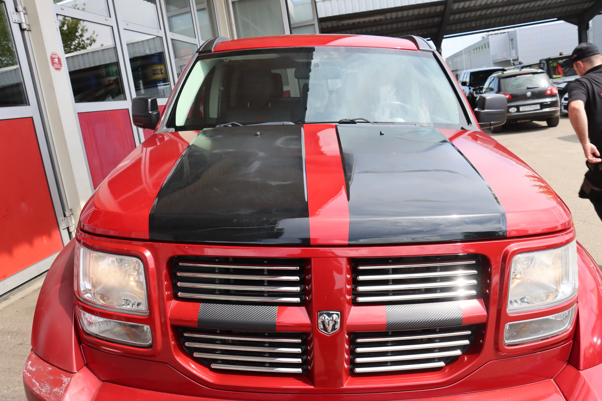 DODGE Nitro 2.8 CRD R/T Automatic-image-11