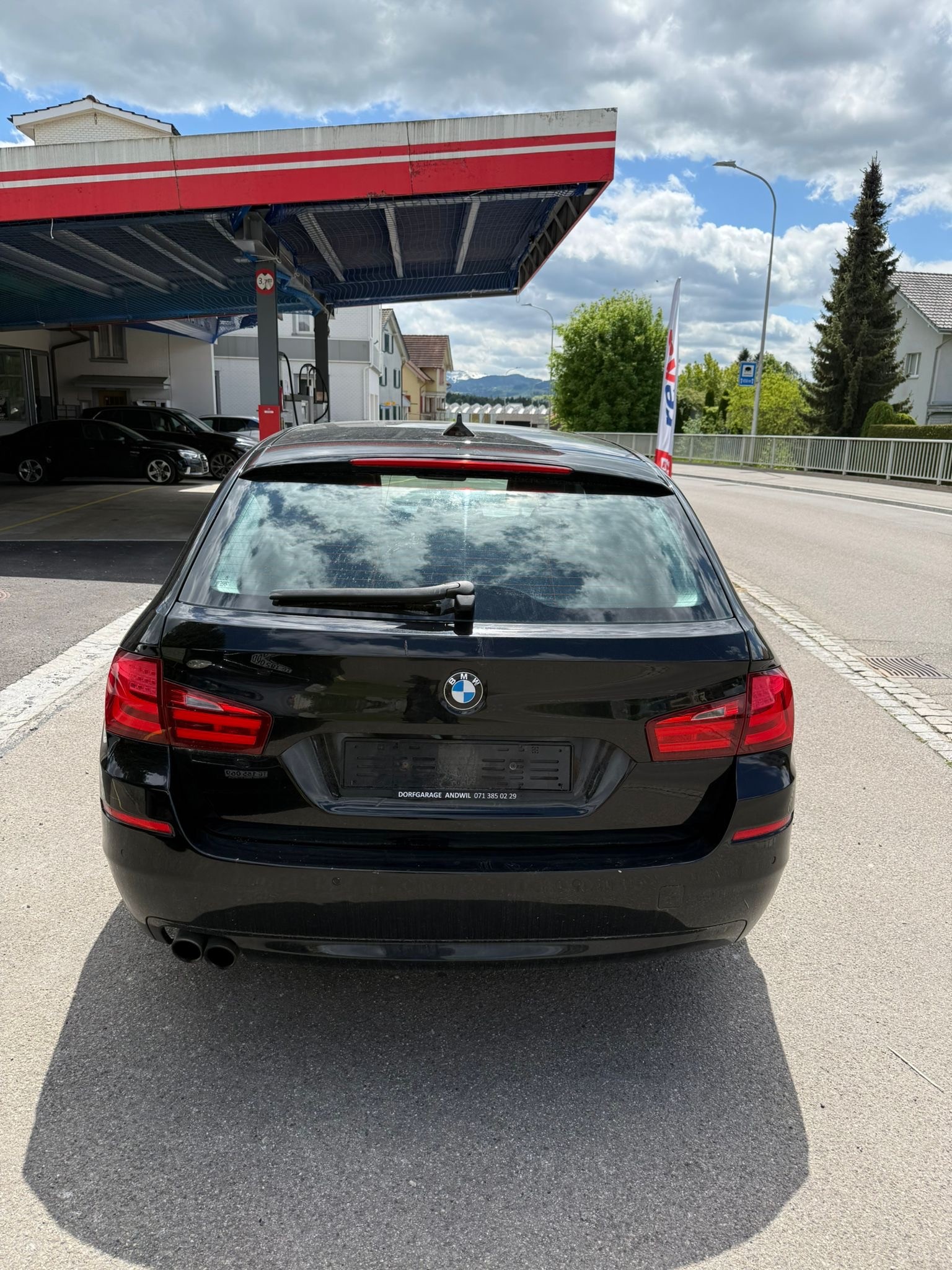 BMW 520d Touring Steptronic-image-2