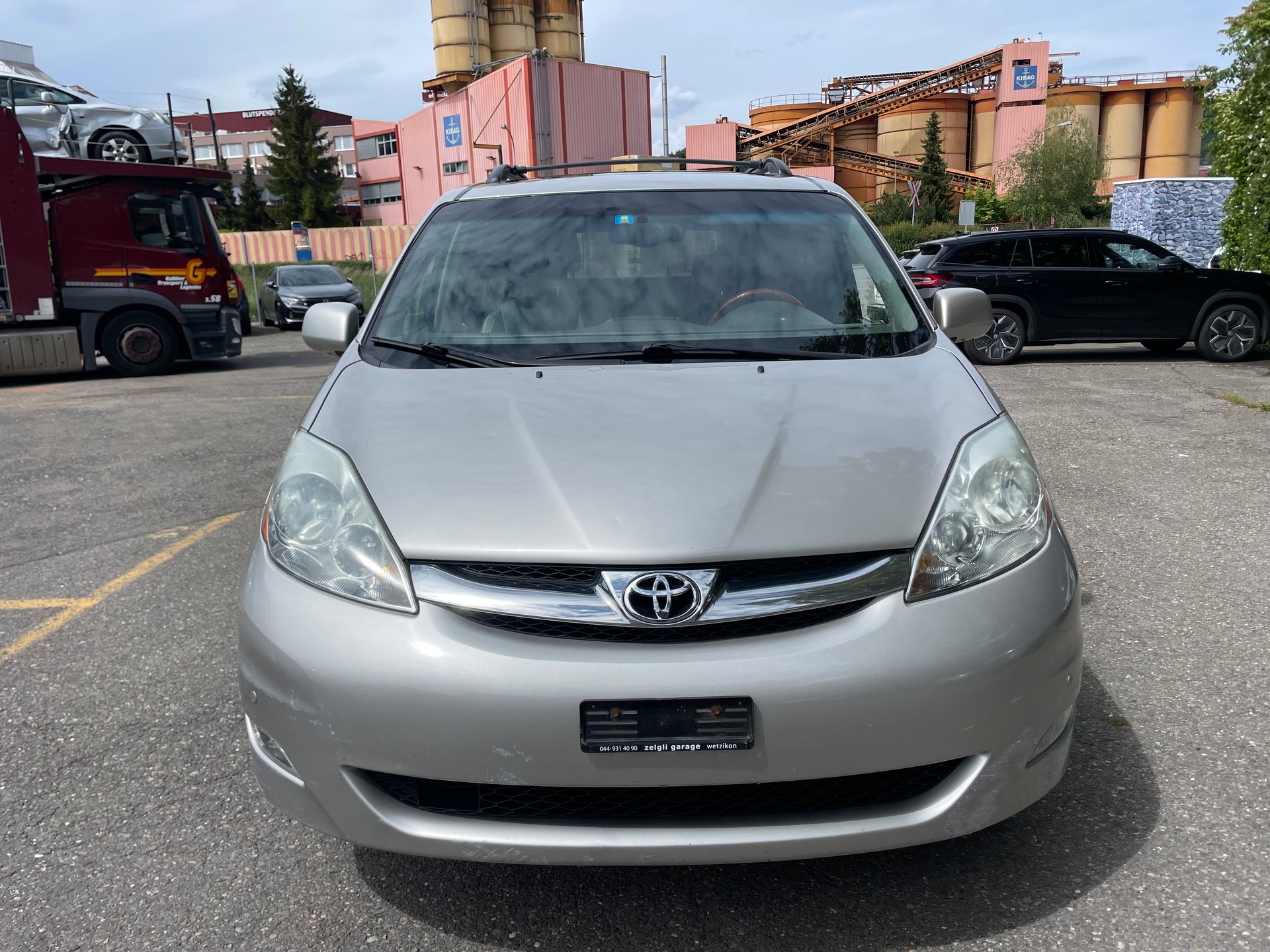 TOYOTA Limited-image-1