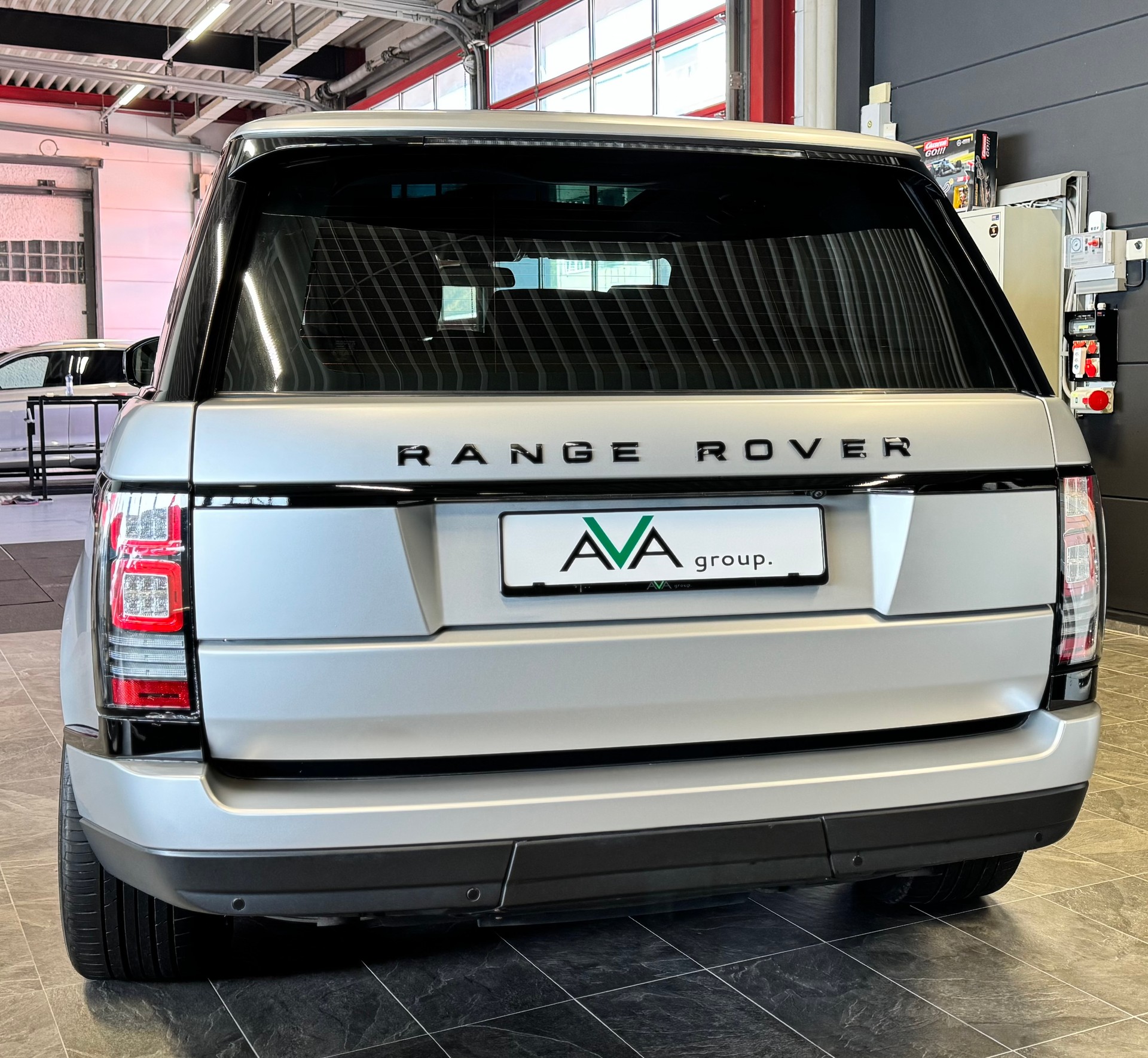 LAND ROVER Range Rover 4.4 SDV8 Vogue Automatic 🏖️SOMMER-AKTION!🏖️-image-4