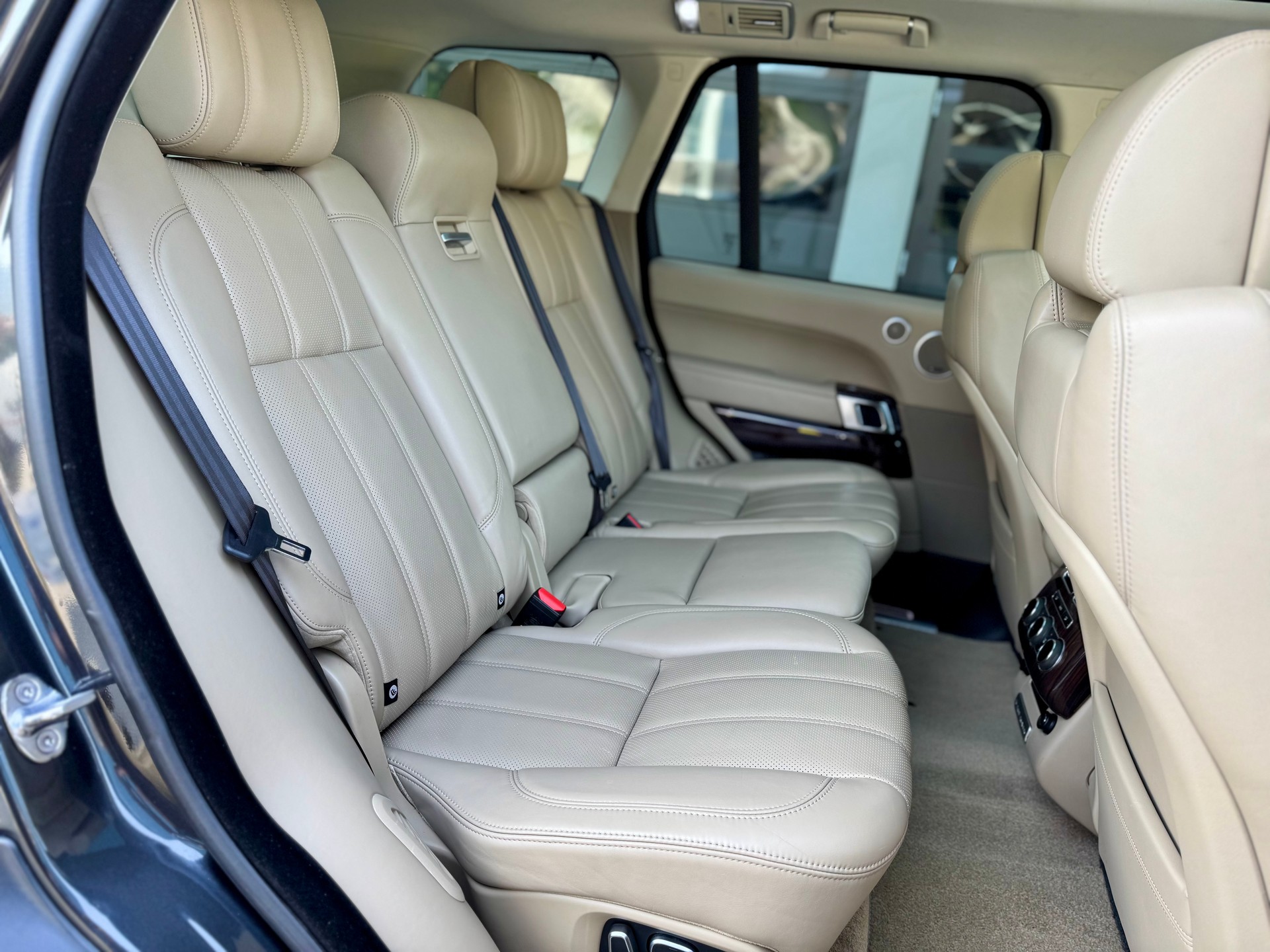 LAND ROVER Range Rover 4.4 SDV8 Vogue Automatic 🏖️SOMMER-AKTION!🏖️-image-11