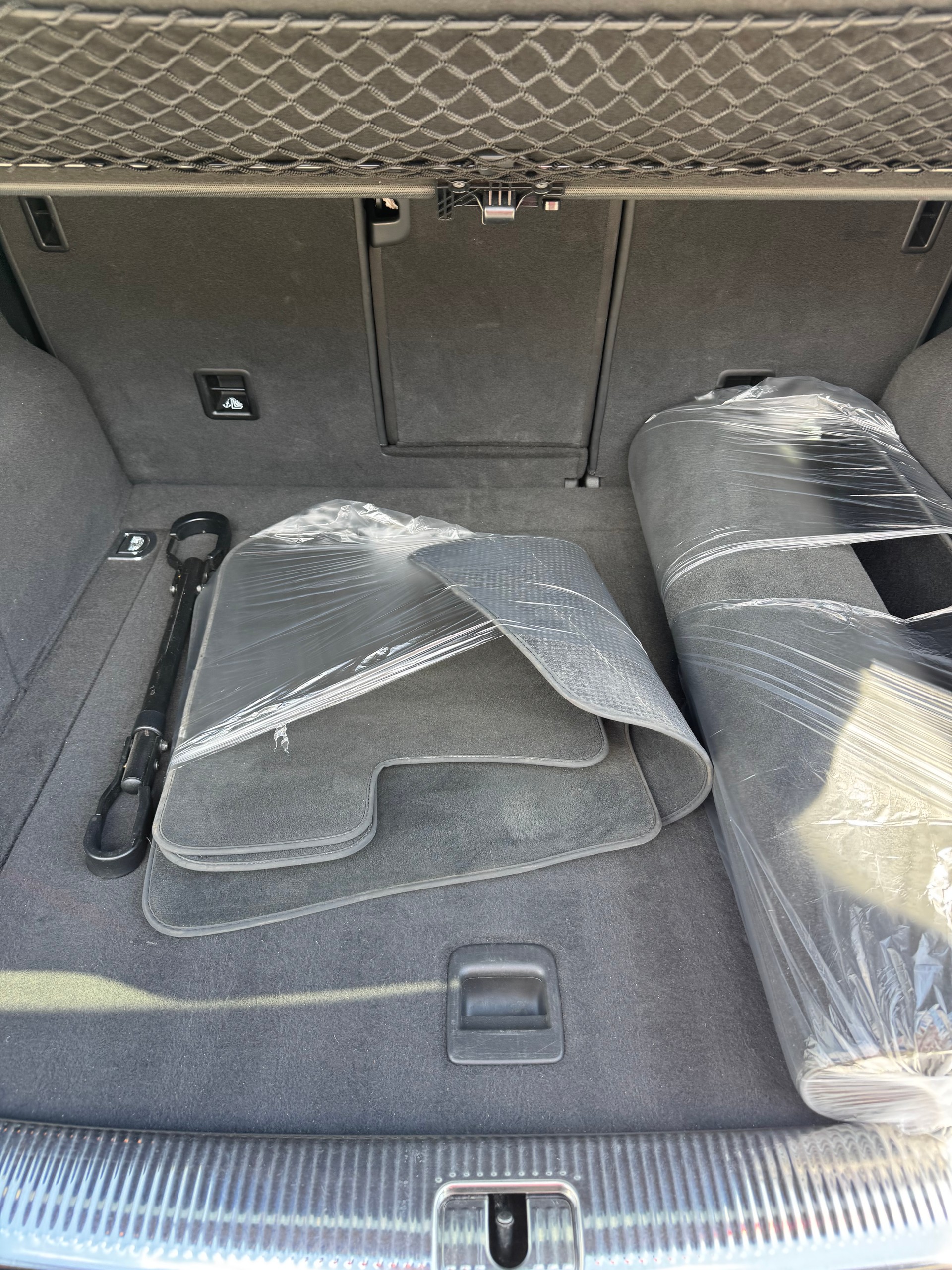 AUDI SQ5 3.0 TDI quattro tiptronic-image-9