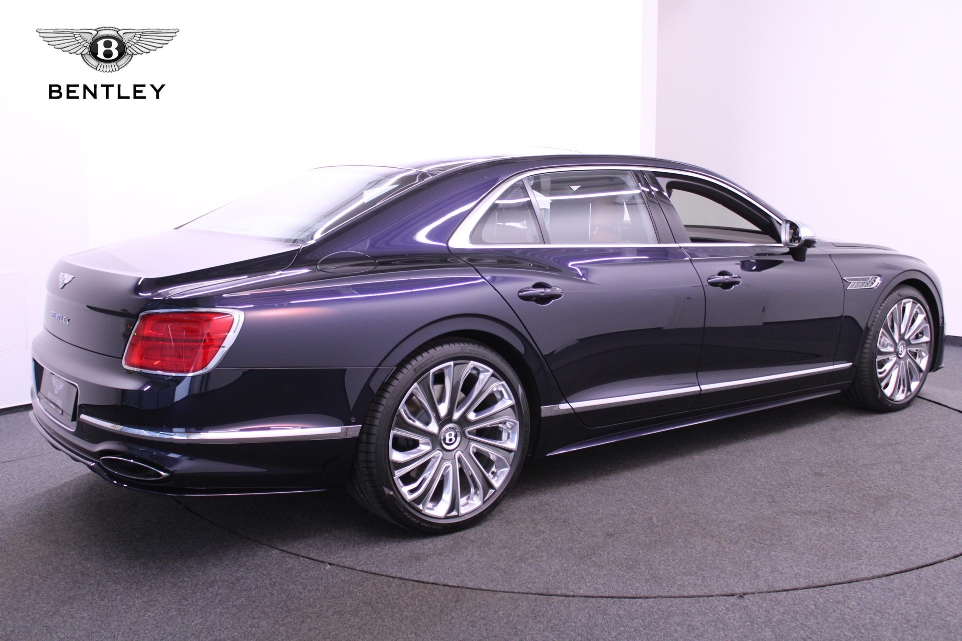 BENTLEY Flying Spur 4.0 V8 Mulliner-image-6