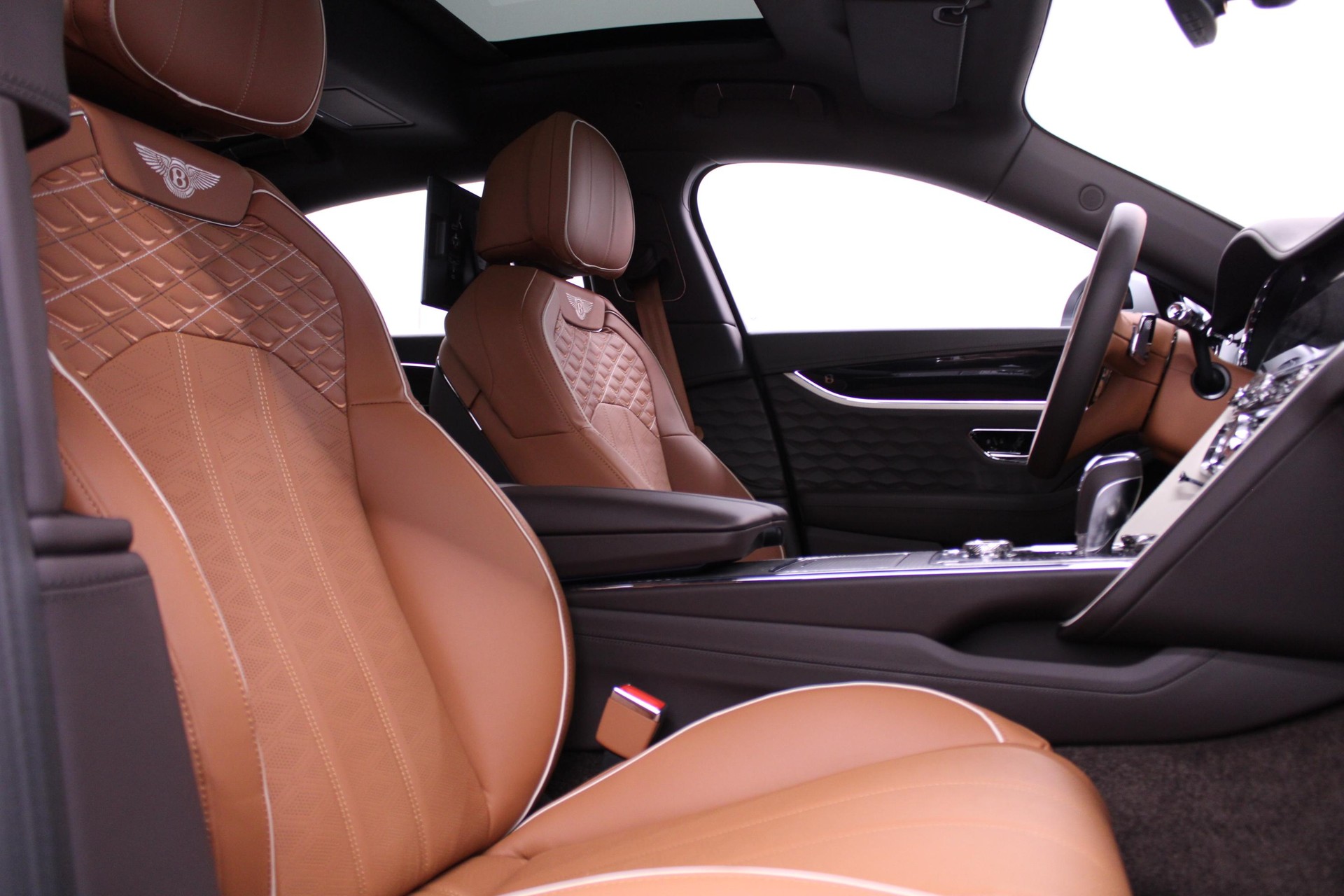 BENTLEY Flying Spur 4.0 V8 Mulliner-image-21