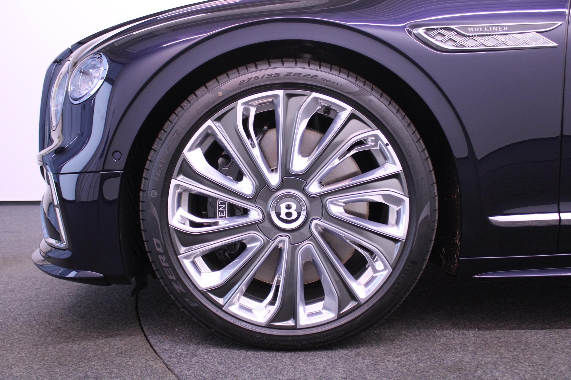 BENTLEY Flying Spur 4.0 V8 Mulliner-image-10