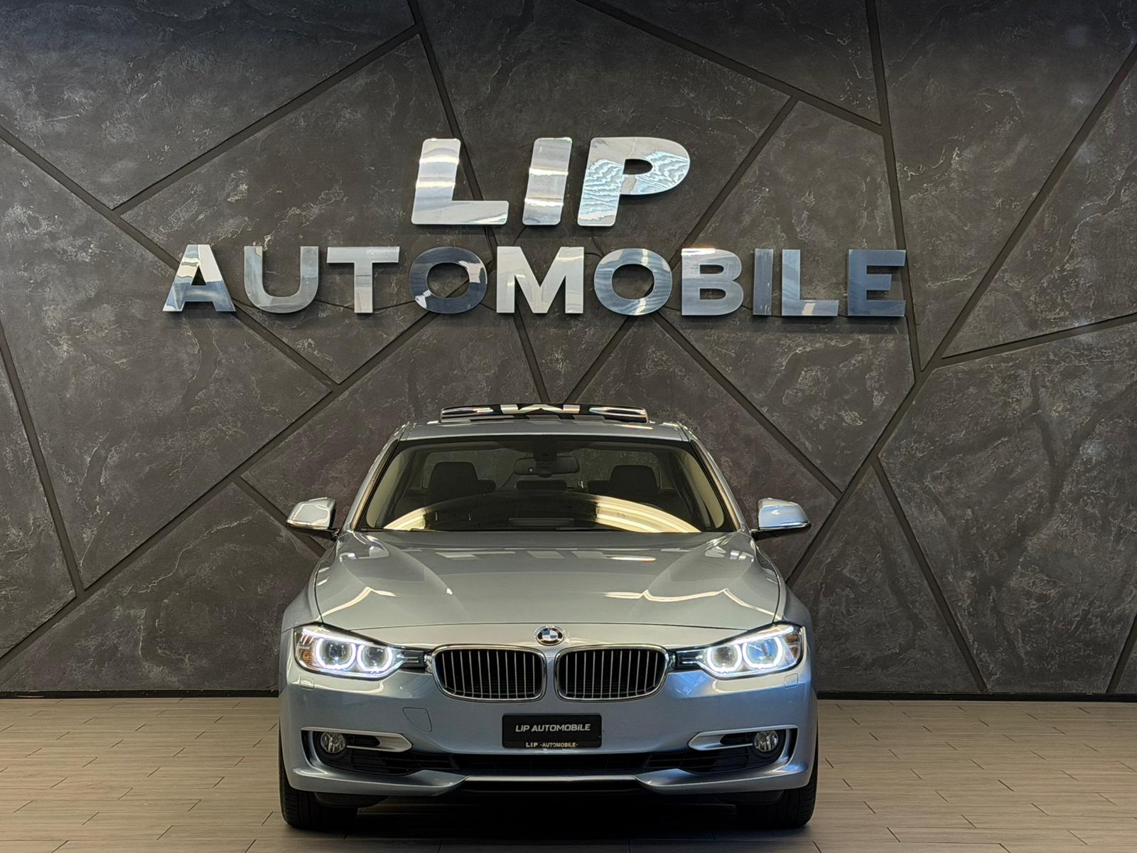BMW 320i xDrive Modern Line Steptronic-showroom-element-1