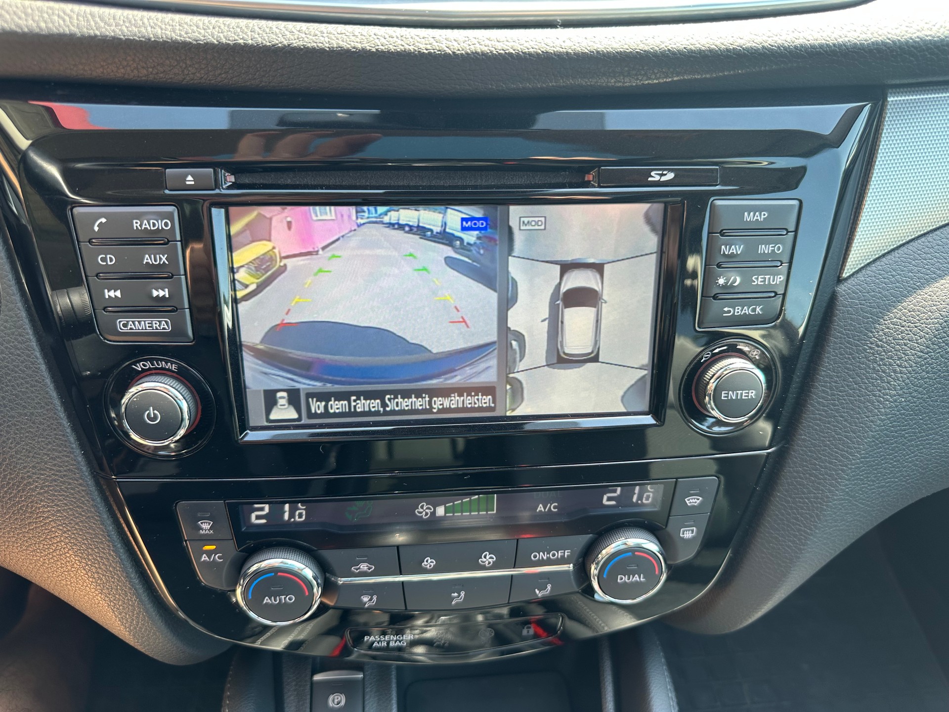 NISSAN Qashqai 1.6 dCi tekna ALL-MODE 4x4-image-8