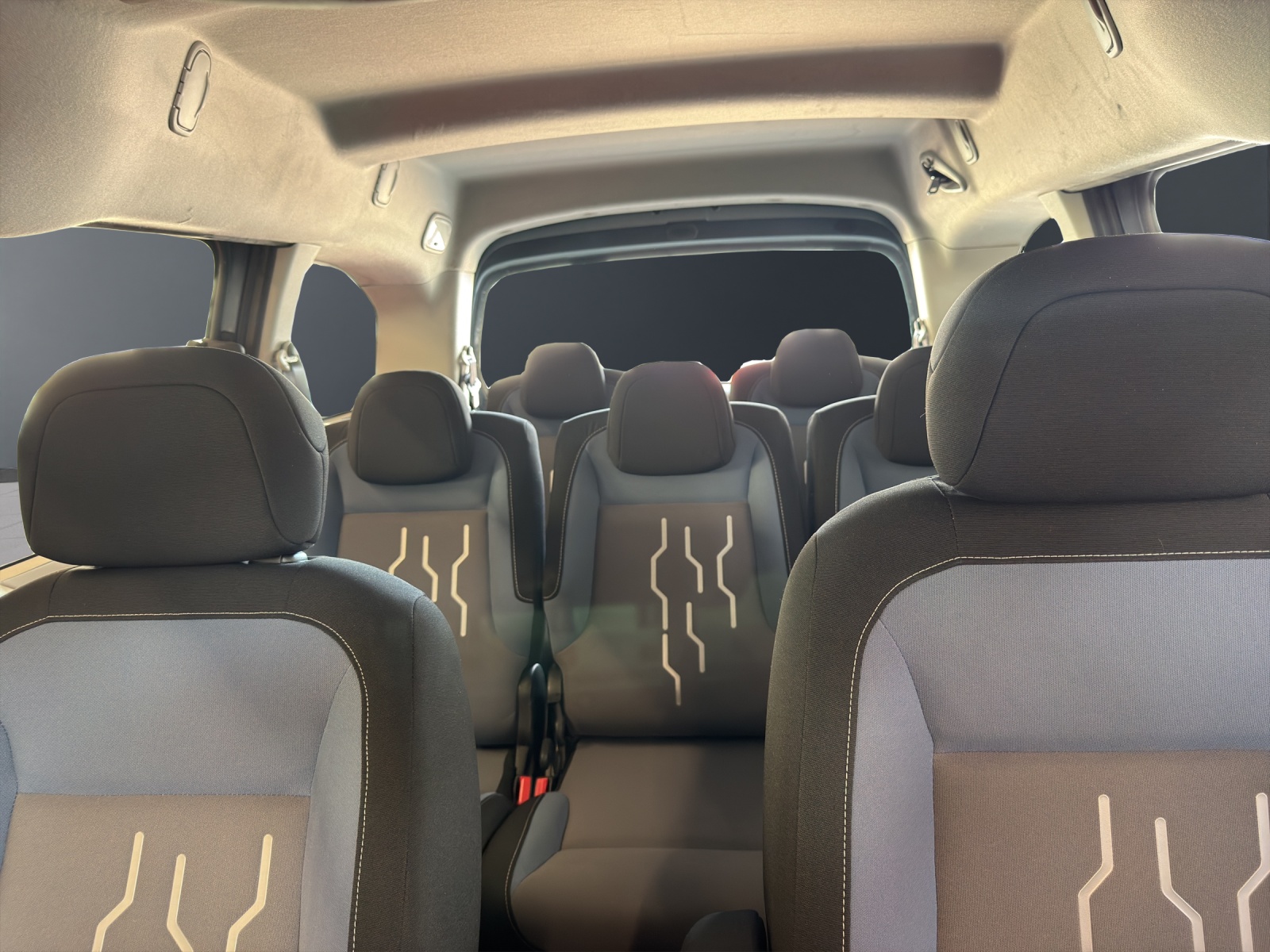 PEUGEOT Partner 1.6 e-HDI Active-image-24