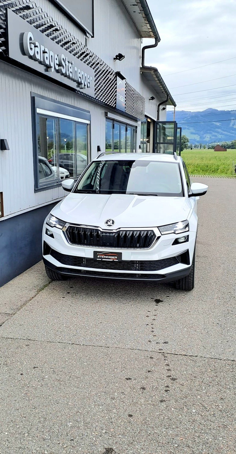 SKODA Karoq 2.0 TDI CR Style 4x4 DSG inkl. Anhängekupplung-image-2