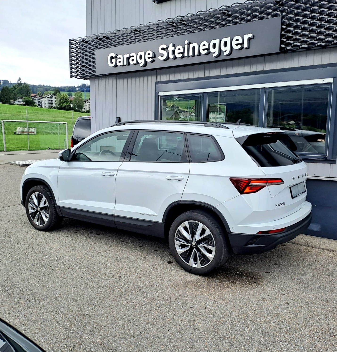 SKODA Karoq 2.0 TDI CR Style 4x4 DSG inkl. Anhängekupplung-image-6