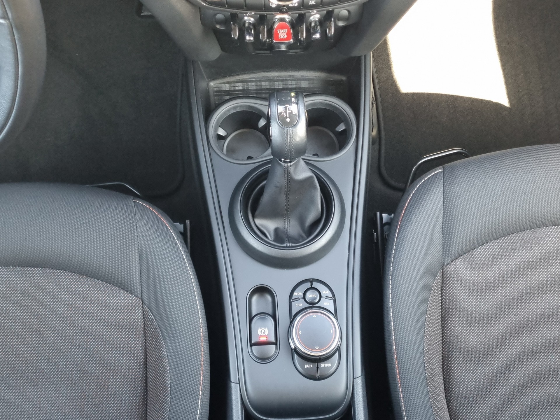 MINI Countryman Cooper ALL4 Steptronic-image-15