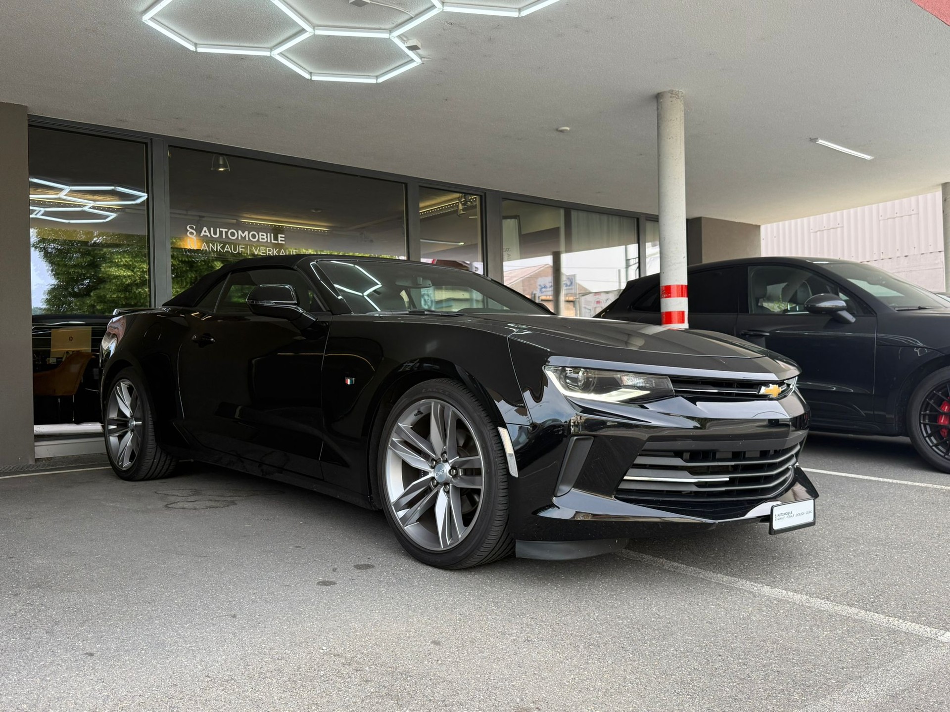 CHEVROLET Camaro 2.0 Turbo Convertible Automatic-showroom-element-3