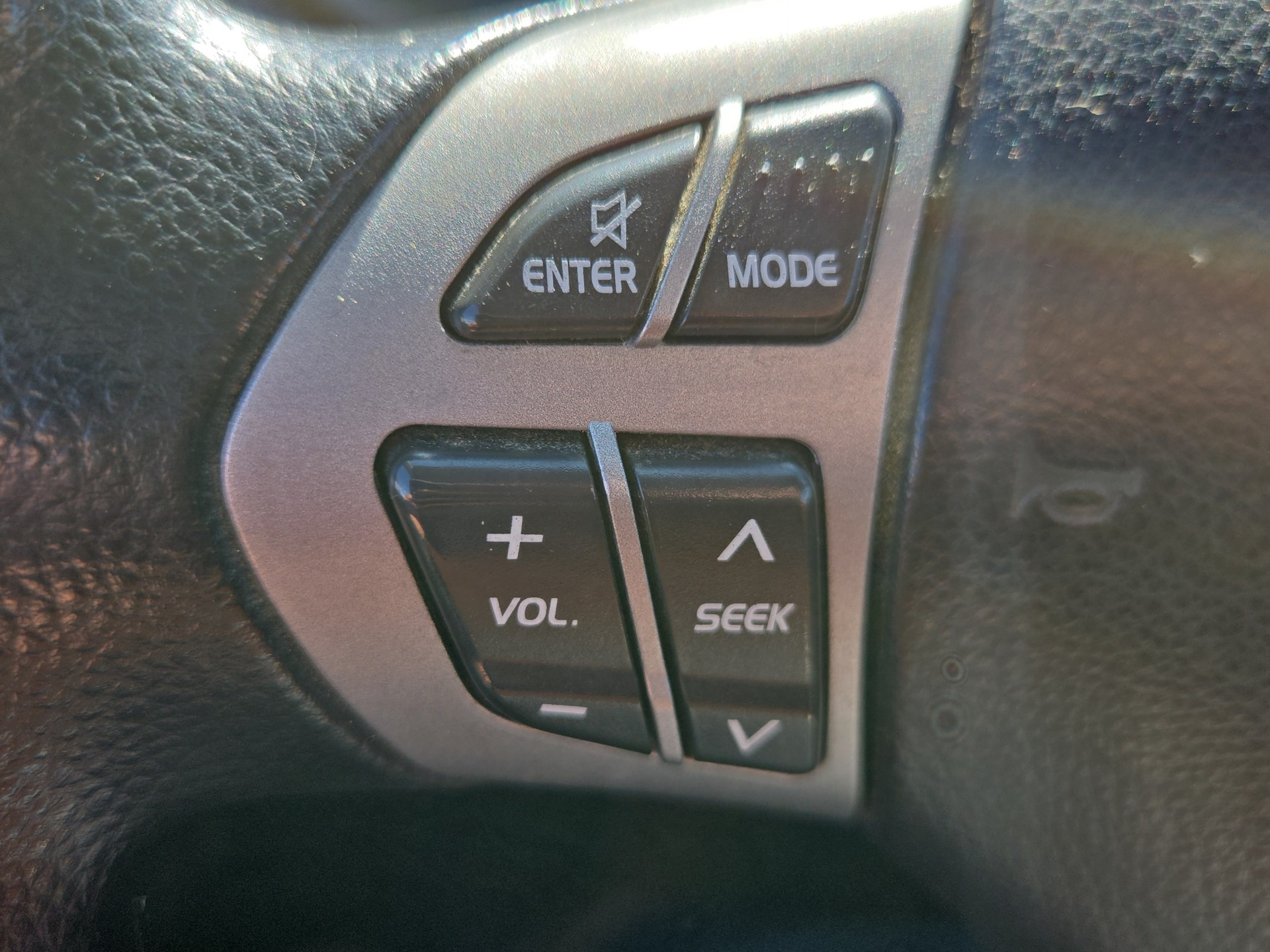 SUZUKI Grand Vitara 1.9 TD GL Top-showroom-element-1