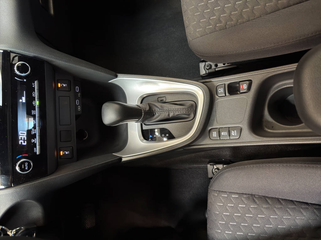 TOYOTA Yaris Cross 1.5 VVT-i HSD Comfort-image-11