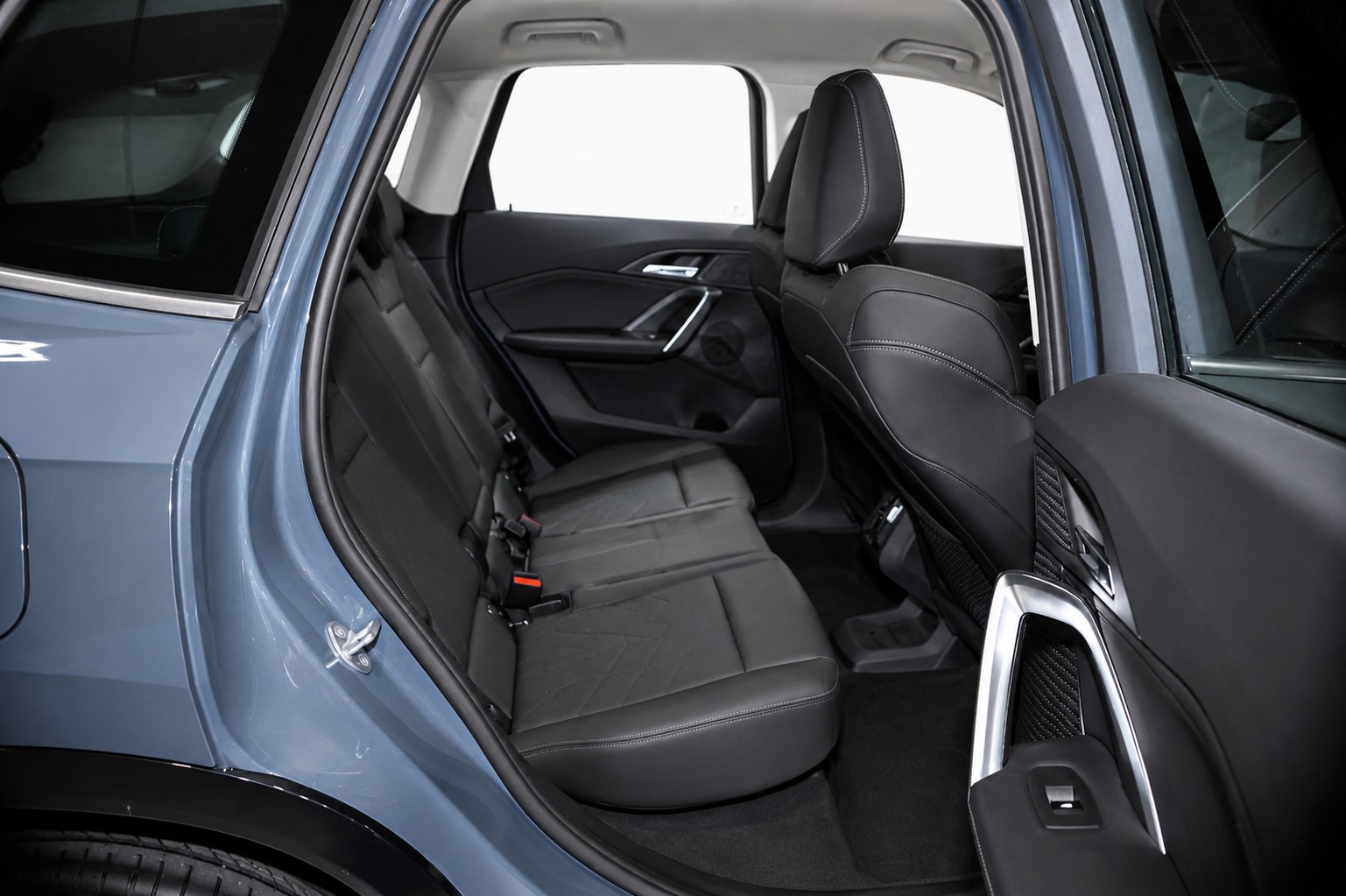 BMW X1 20d xDrive CH FAHRZEUG-image-9