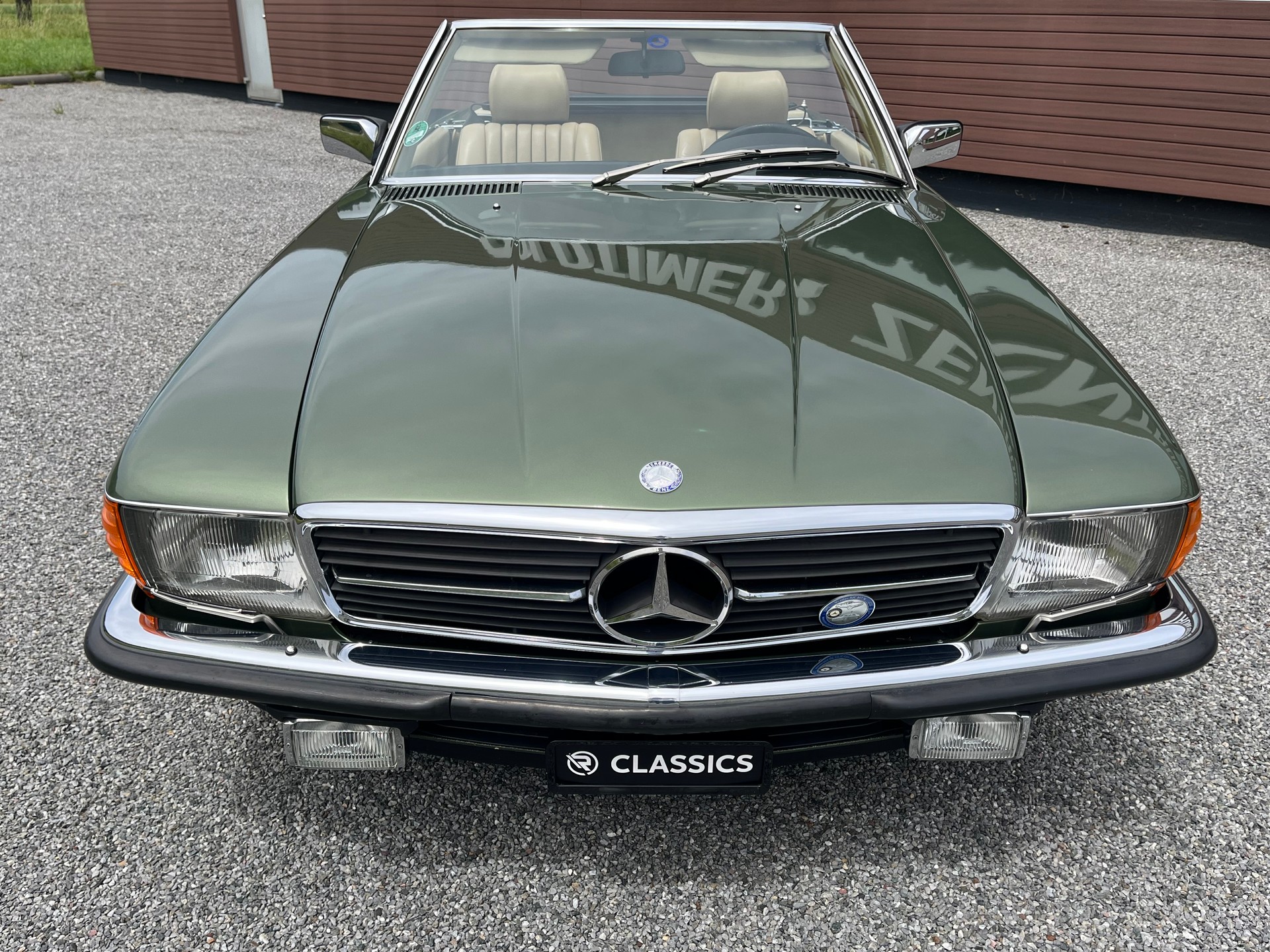 MERCEDES-BENZ R107-image-10