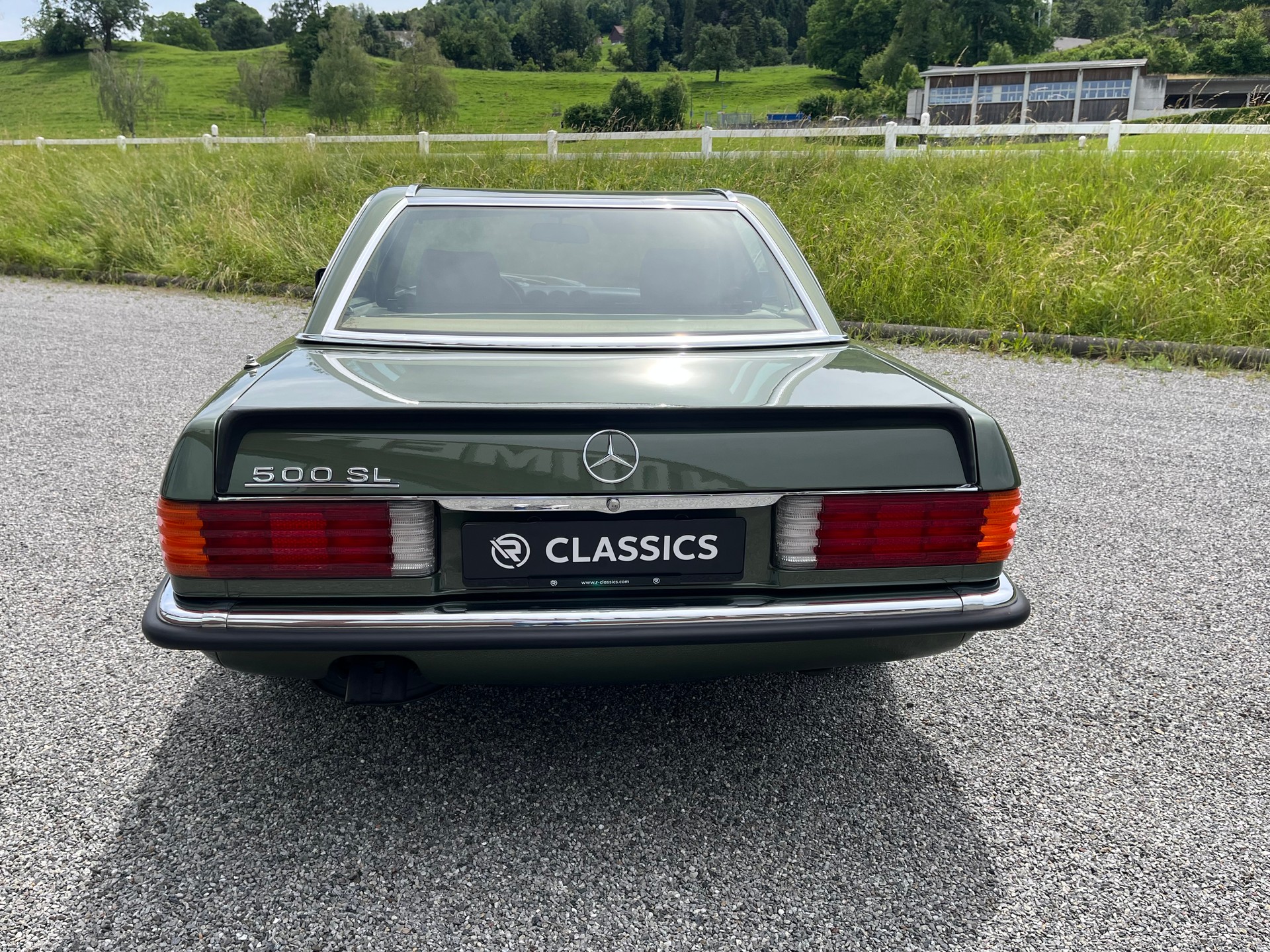 MERCEDES-BENZ R107-image-13