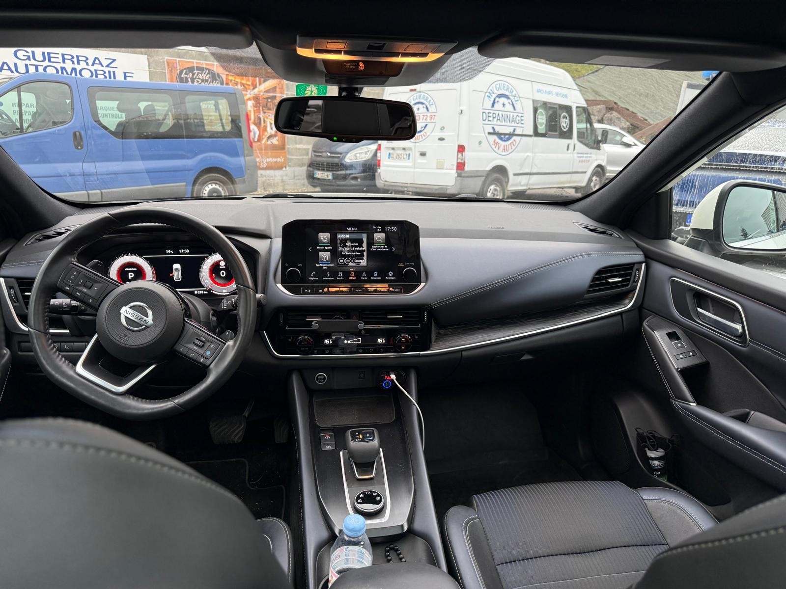 NISSAN Qashqai 1.3 DIG-T MHEV Tekna Xtronic 4x4-image-4