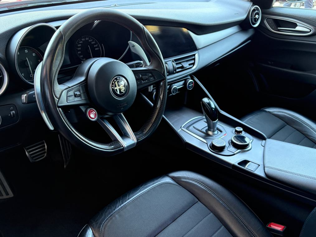 ALFA ROMEO Giulia 2.0 Super Automatic-showroom-element-3