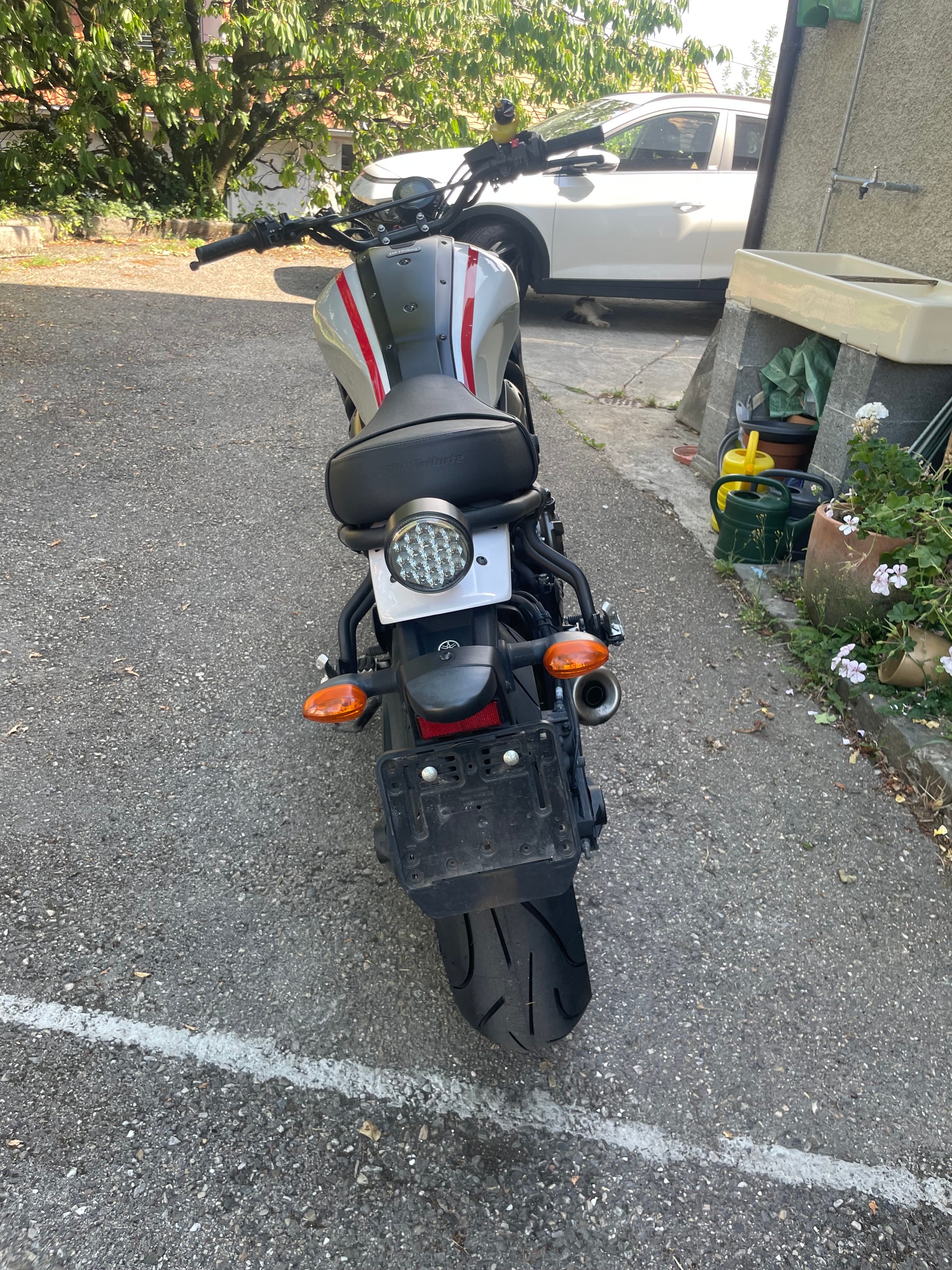 YAMAHA XSR 700-image-3
