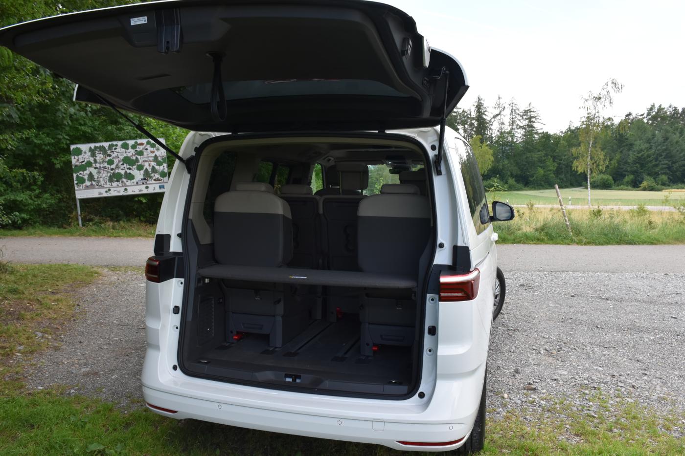 VW Multivan T7 2.0 TSI Life Edition DSG-image-6