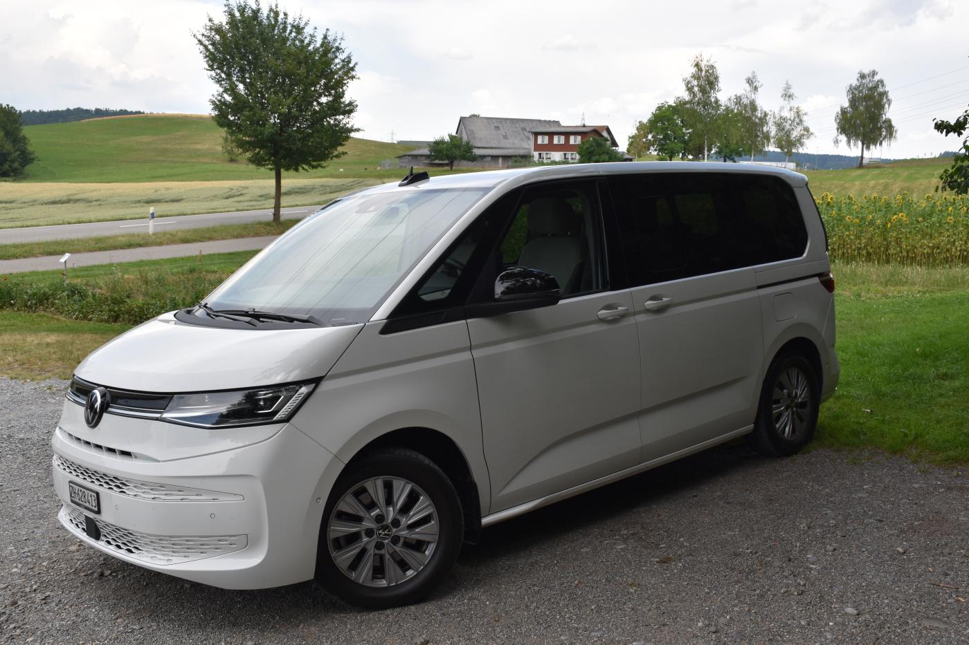 VW Multivan T7 2.0 TSI Life Edition DSG-showroom-element-1